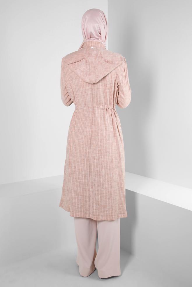 Tesettür giyim PUDRA ÇIKARILABİLİR KAPÜŞONLU ÇİZGİLİ TRENÇKOT 10767 - ALVİNA