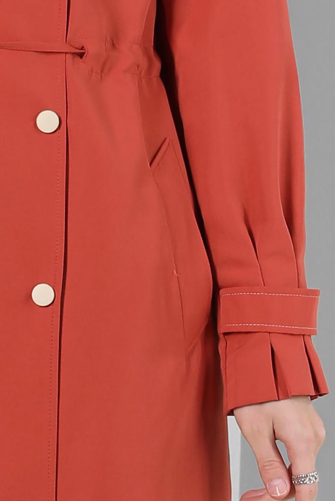 Tesettür giyim TURUNCU BANTLI BELİ BÜZGÜLÜ TRENÇKOT 10770 - ALVİNA