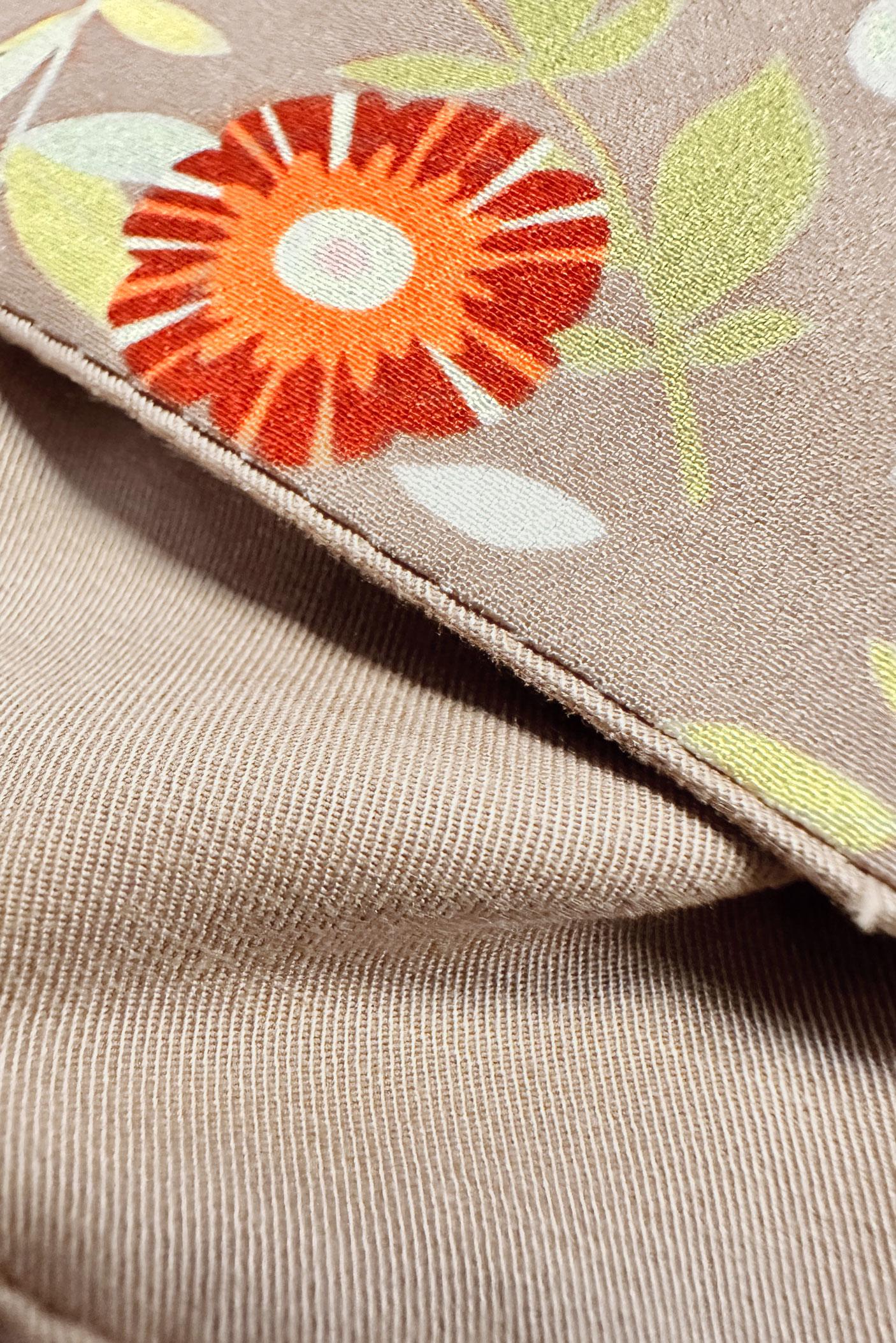 Tesettür giyim BEJ MANŞETLERİ DESENLİ KEMERLİ TRENÇKOT 10771