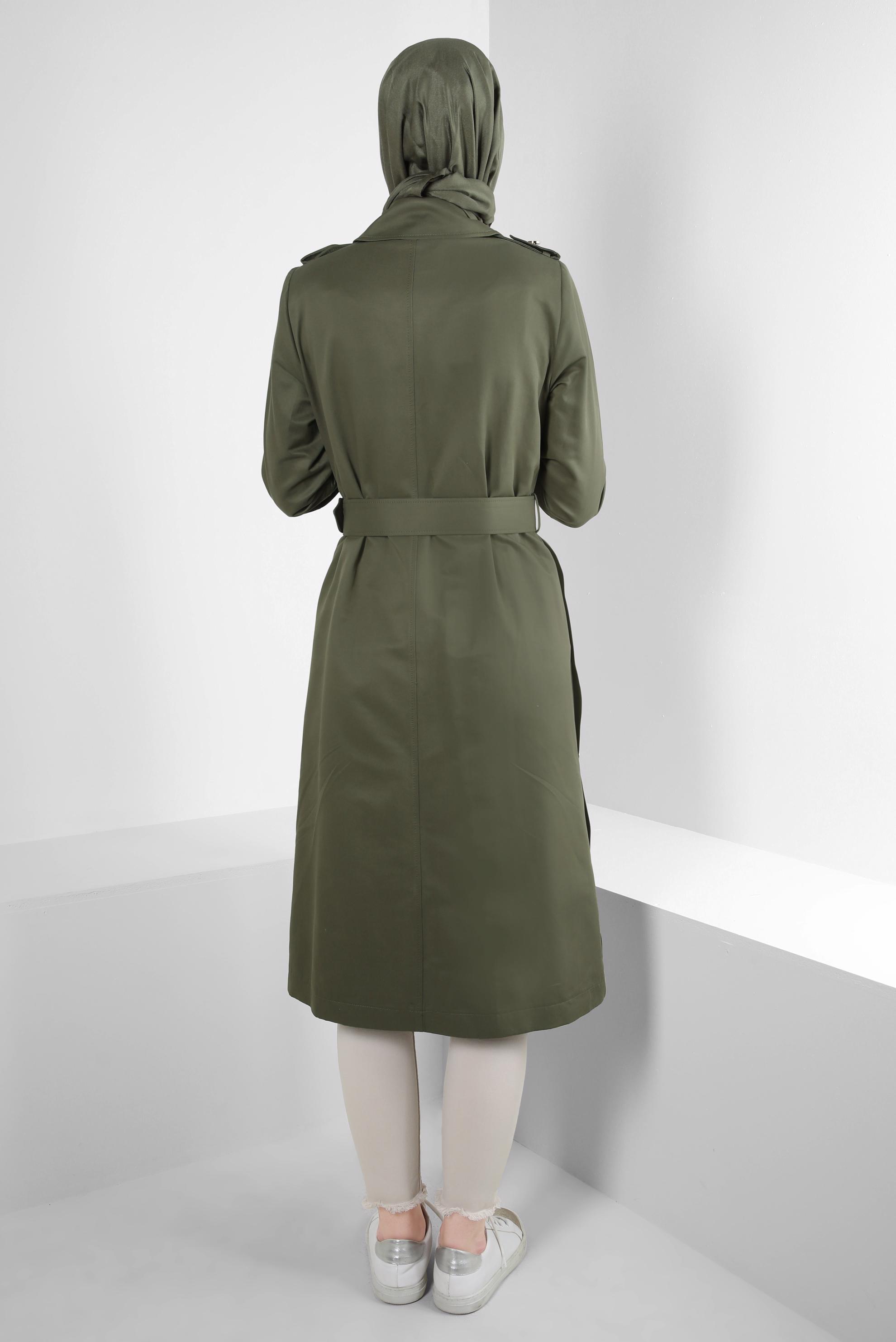 Tesettür giyim YEŞİL MANŞETLERİ DESENLİ KEMERLİ TRENÇKOT 10771