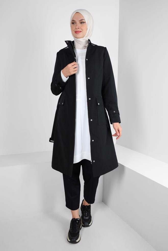 Tesettür giyim SİYAH KEMERLİ YAKASI BÜZGÜLÜ BANTLI TRENÇKOT 10772	 - ALVİNA