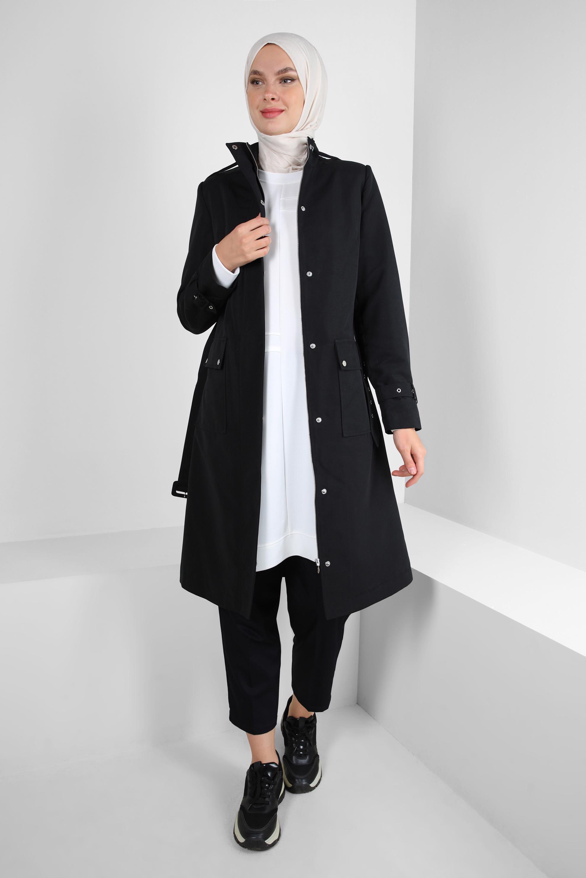 Tesettür giyim SİYAH KEMERLİ YAKASI BÜZGÜLÜ BANTLI TRENÇKOT 10772	