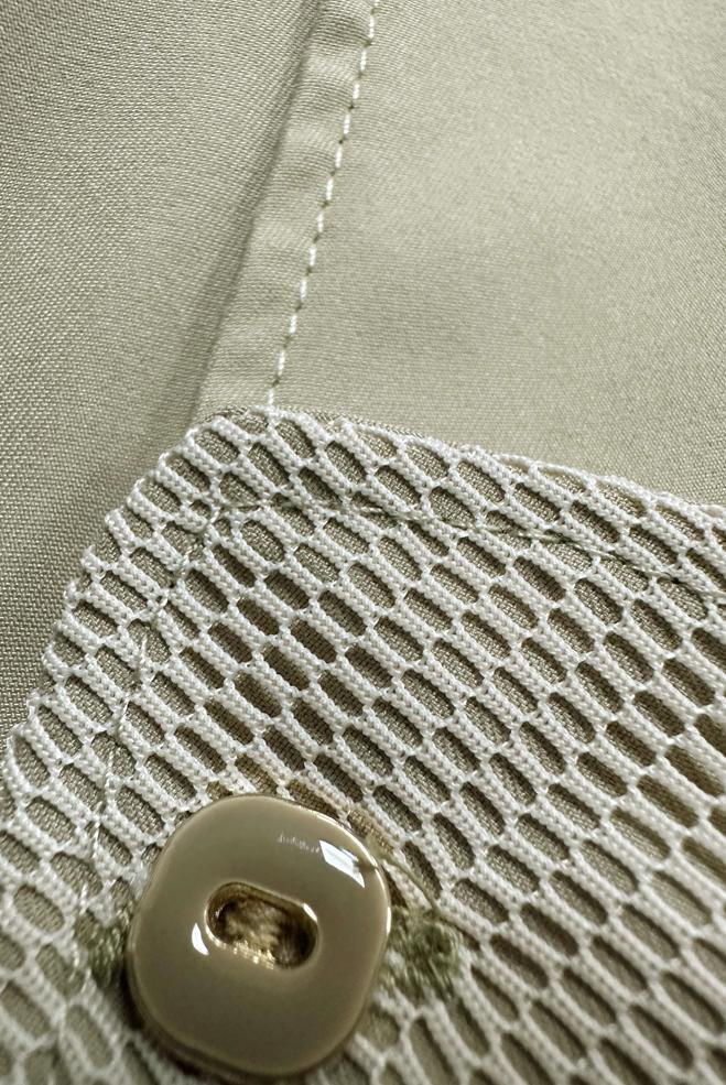 Tesettür giyim BEJ KAPÜŞONLU FERMUARLI TRENÇKOT 10774 - ALVİNA