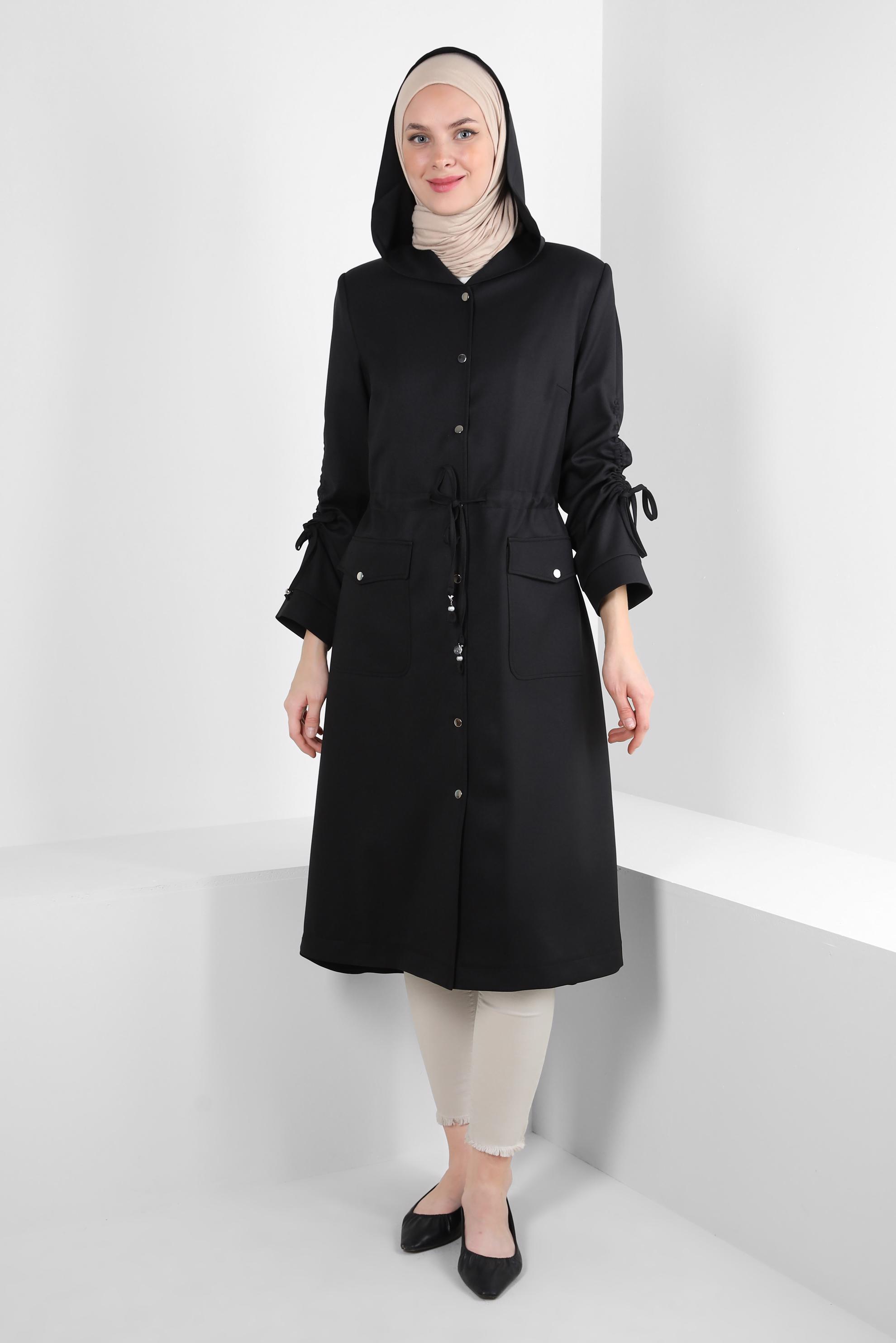 Tesettür giyim SİYAH KAPÜŞONLU BELİ BÜZGÜLÜ TRENÇKOT 10778