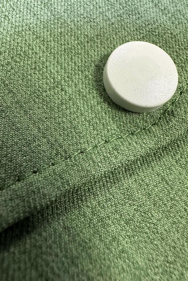 Tesettür giyim YEŞİL KAPÜŞONLU BELİ BÜZGÜLÜ TRENÇKOT 10778 - ALVİNA