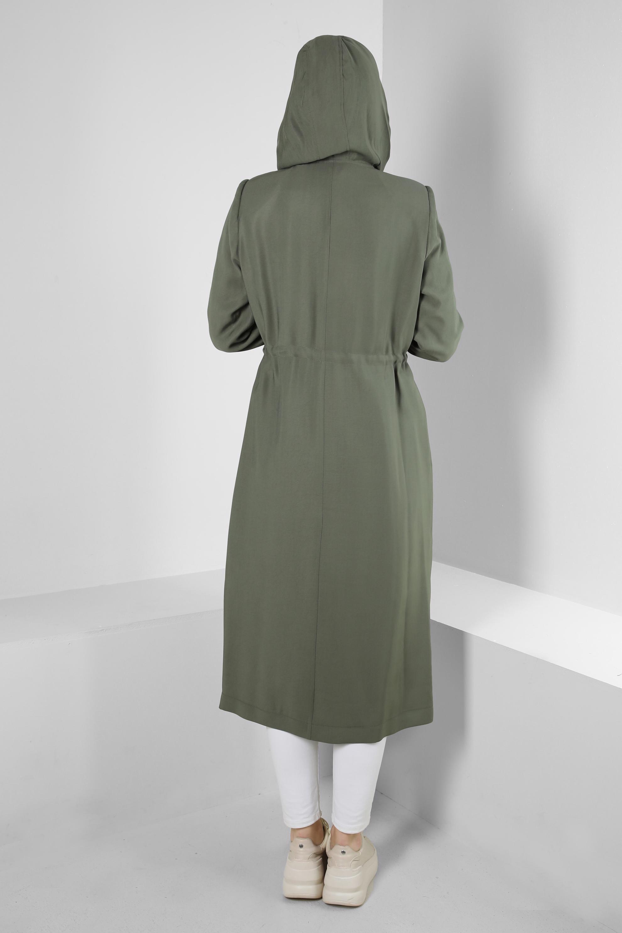 Tesettür giyim HAKİ KAPÜŞONLU BELİ BÜZGÜLÜ TRENÇKOT 10780