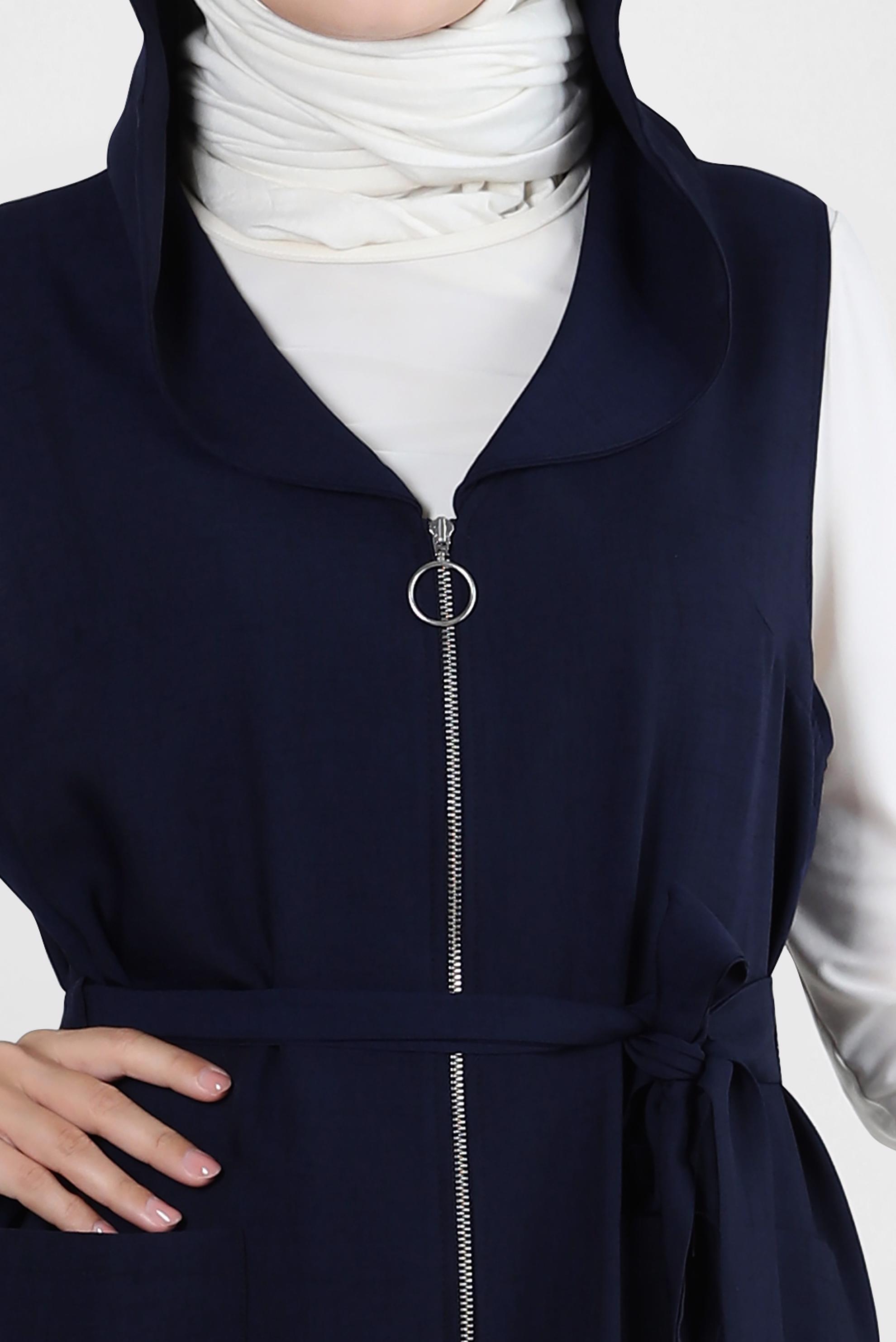 Tesettür giyim LACİVERT KAPÜŞONLU FERMUARLI CEPLİ YELEK 43872