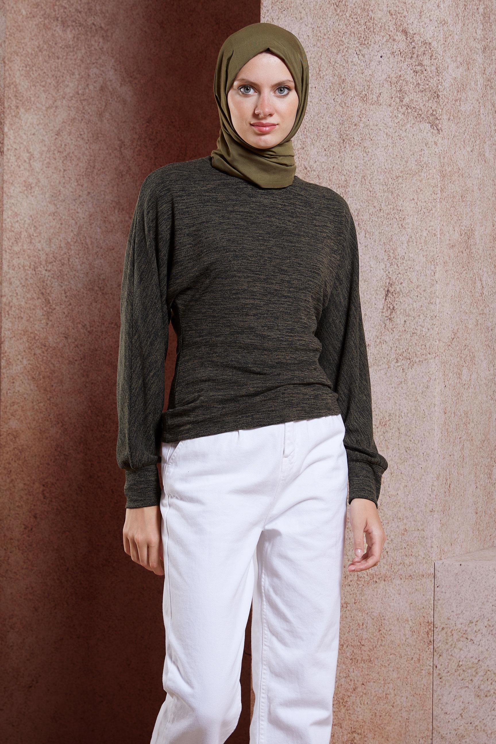 Vêtements hijab KAKI BLOUSE À MANCHES BAT-WING 44335