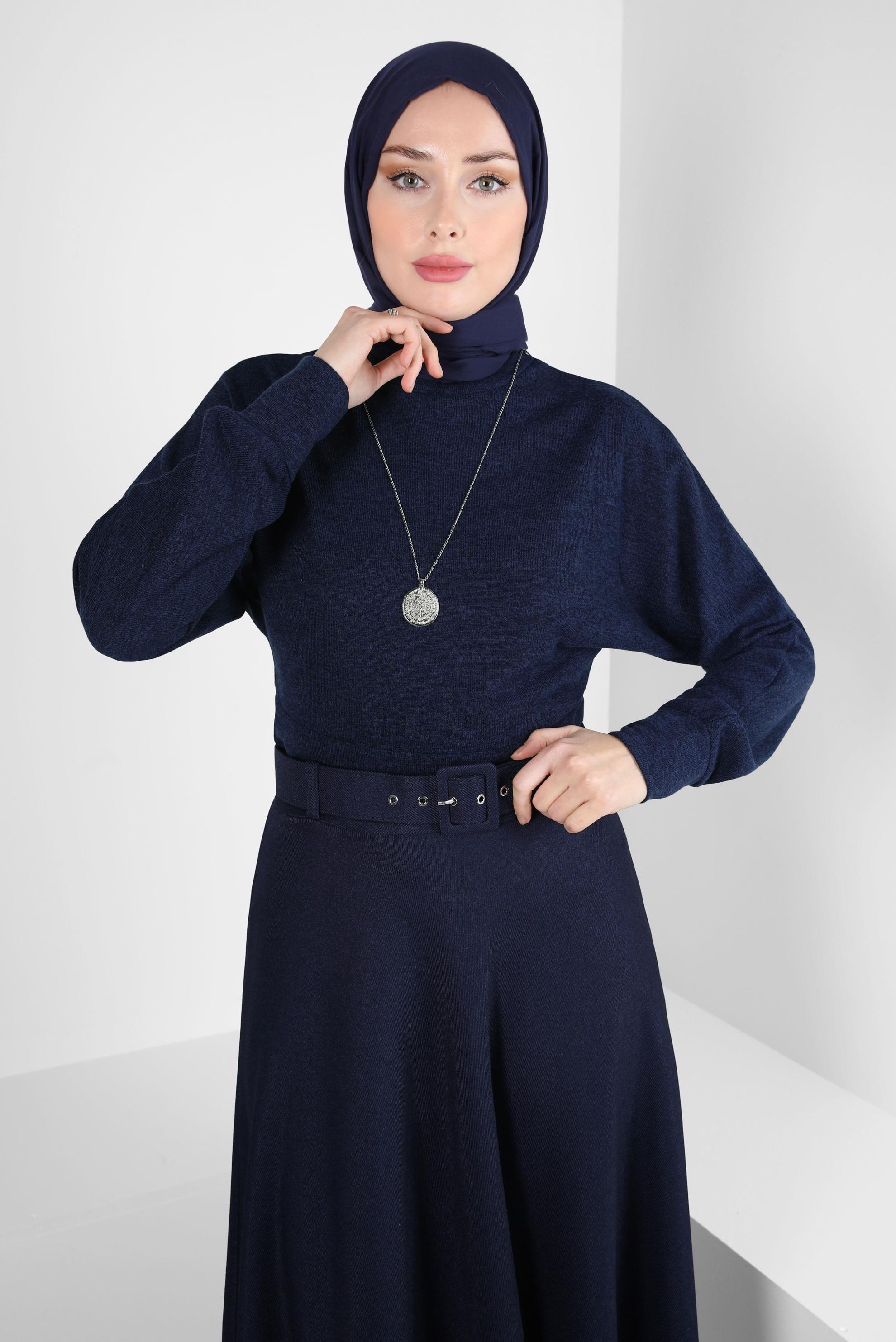 Tesettür giyim LACİVERT YARASA KOL DÜZ BLUZ 44335
