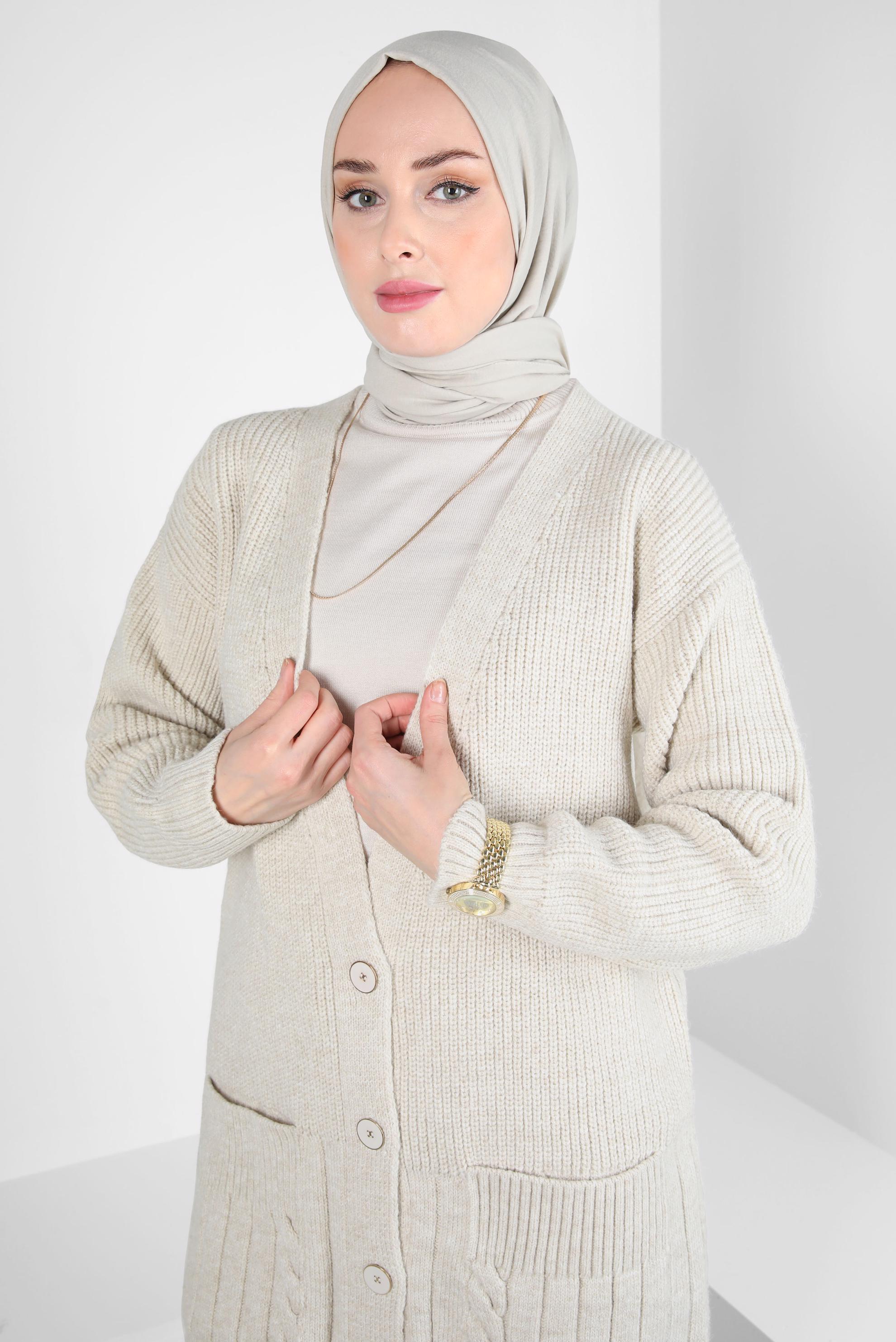 Tesettür giyim BEJ CEPLİ TRİKO HIRKA 44119