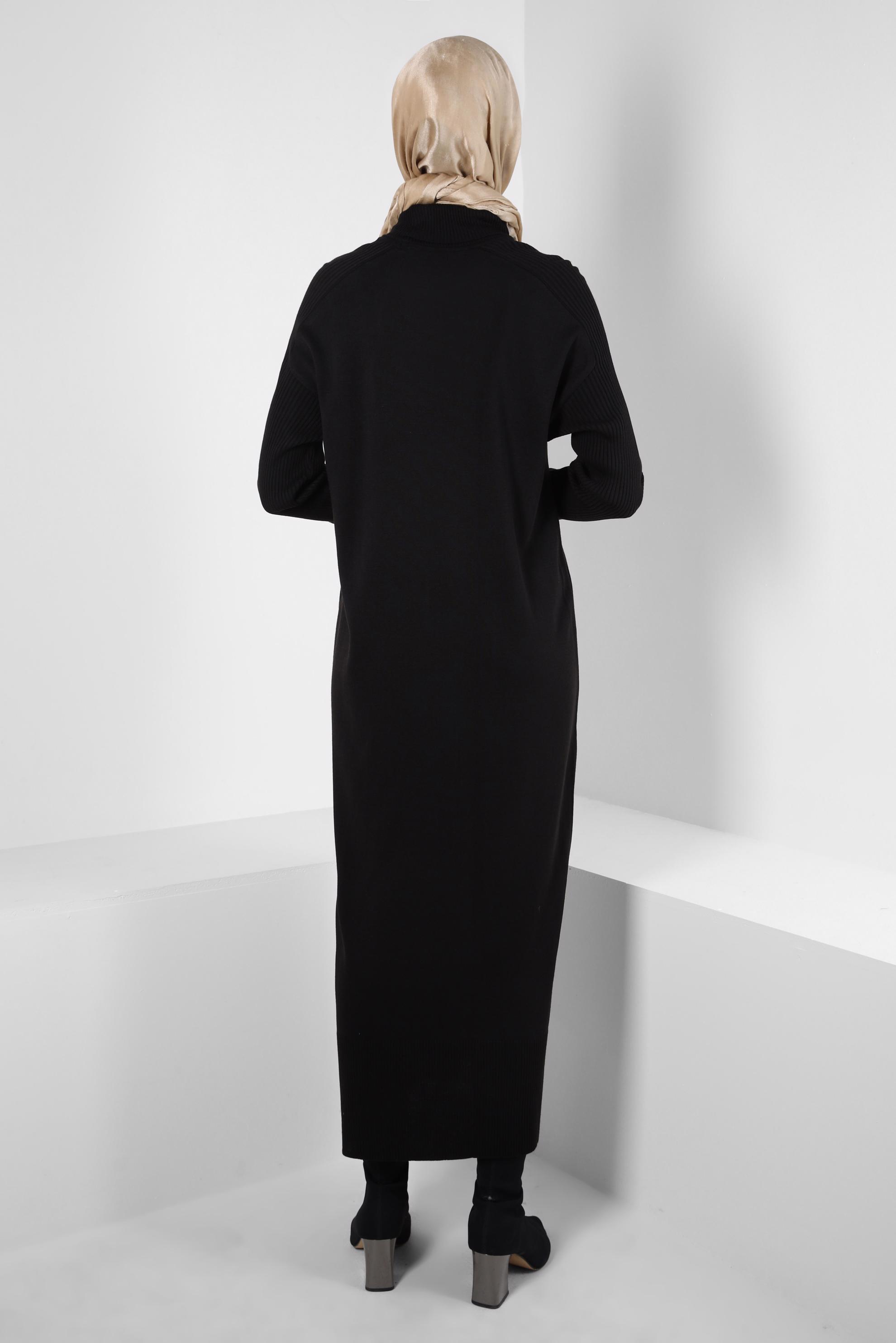 Tesettür giyim SİYAH BOĞAZLI YAKA TRİKO ELBİSE 44004