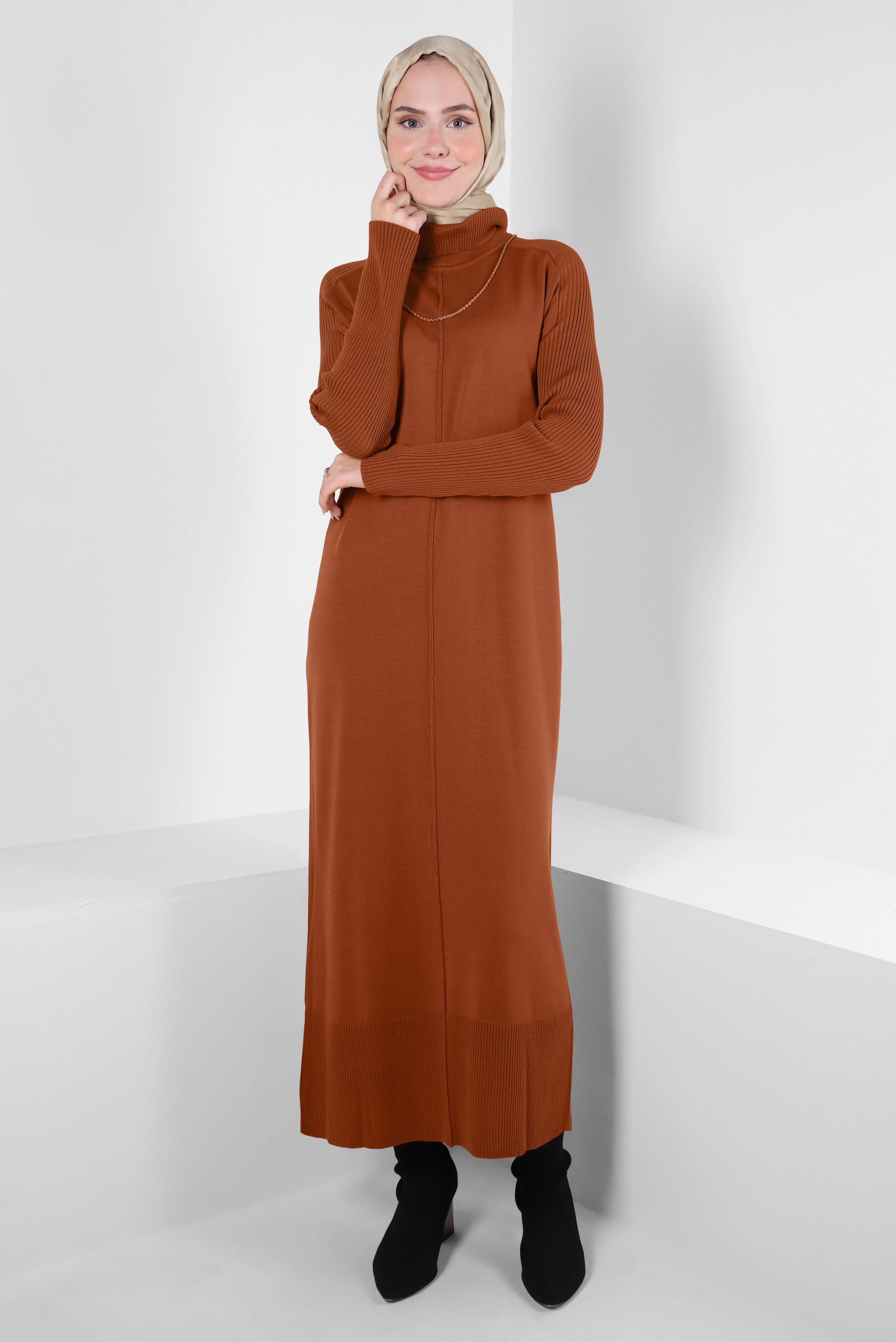 Tesettür giyim TURUNCU BOĞAZLI YAKA TRİKO ELBİSE 44004
