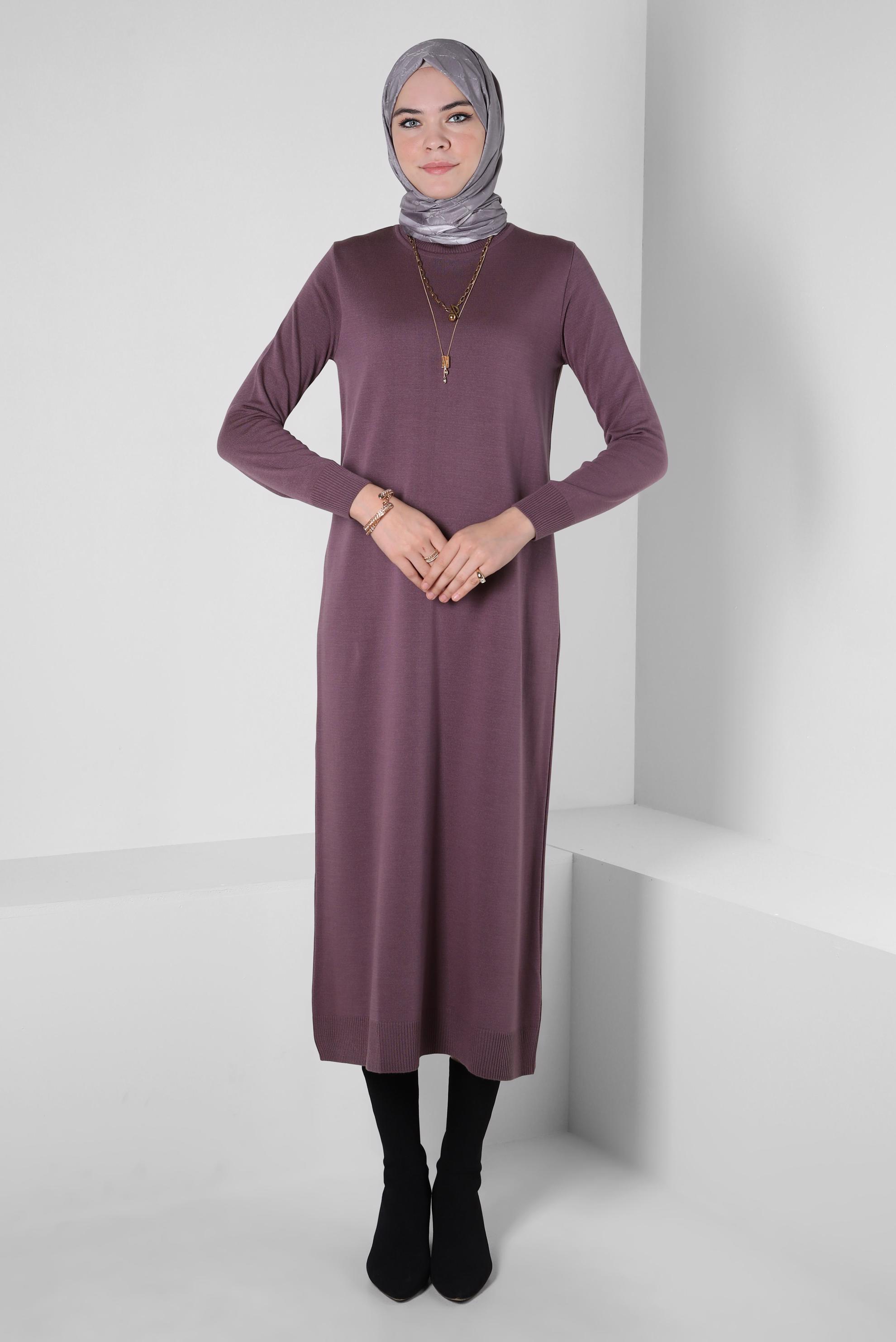 Tesettür giyim MOR BOĞAZLI YAKA TRİKO ELBİSE 44005