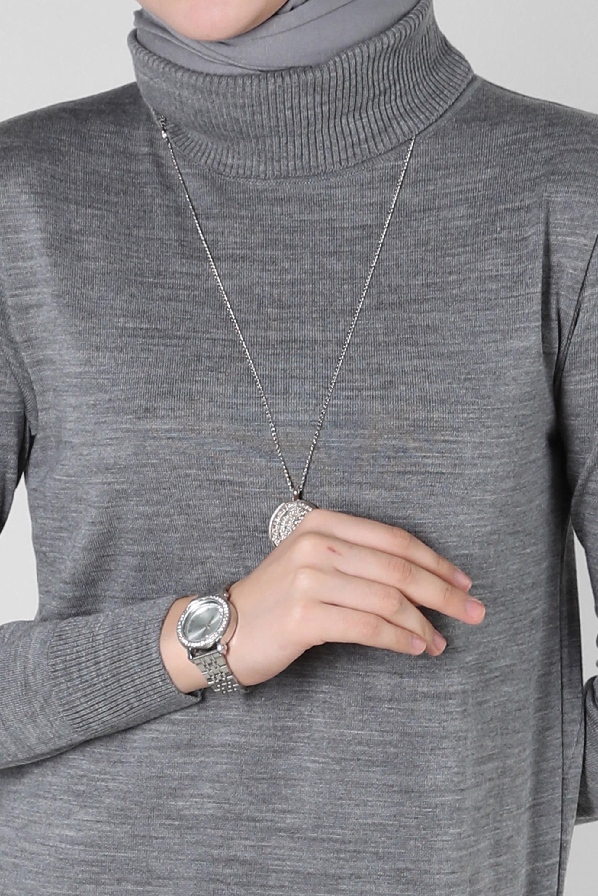 Tesettür giyim GRİ BOĞAZLI YAKA TRİKO ELBİSE 44005