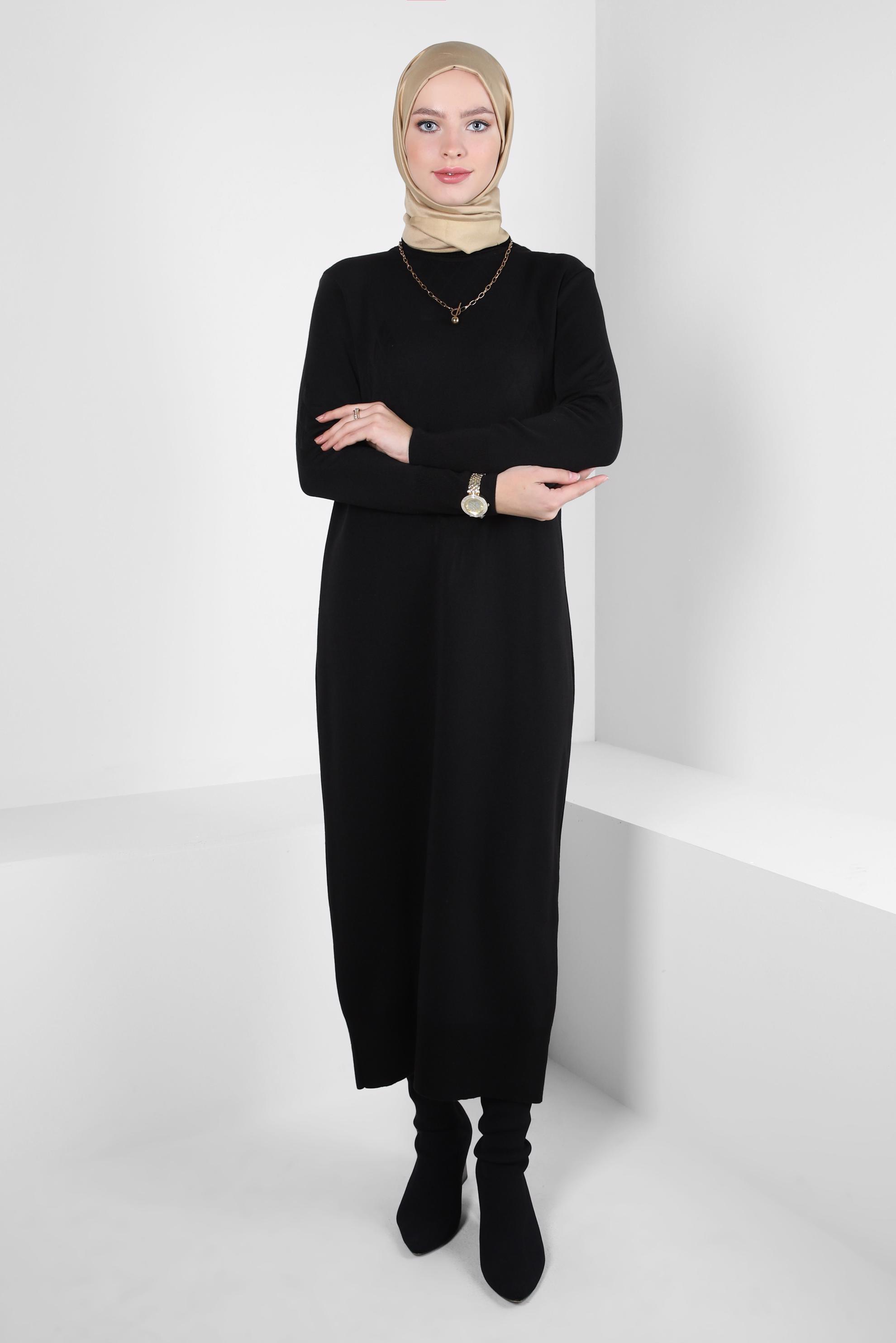 Tesettür giyim SİYAH BOĞAZLI YAKA TRİKO ELBİSE 44023