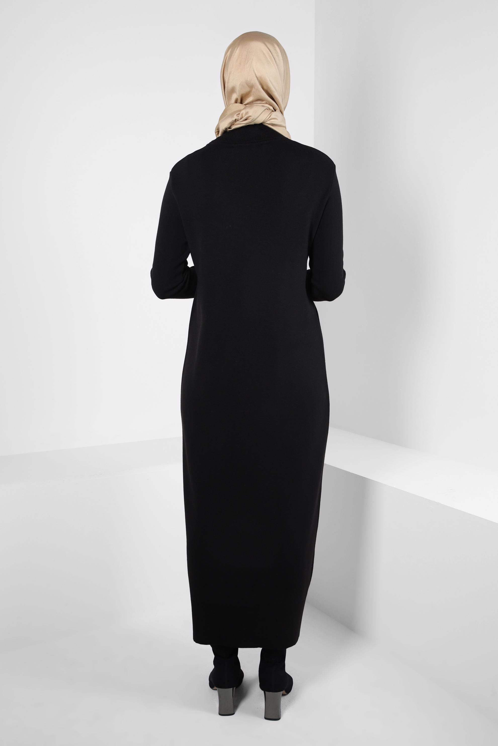 Tesettür giyim SİYAH BOĞAZLI YAKA TRİKO ELBİSE 44023