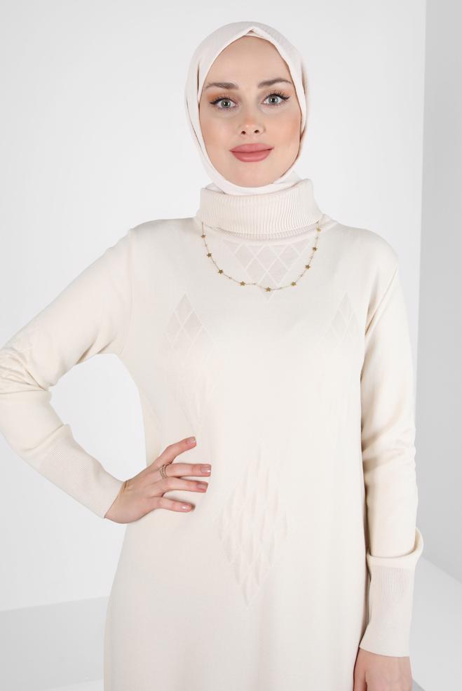Tesettür giyim BEJ BOĞAZLI YAKA TRİKO ELBİSE 44023 - ALVİNA