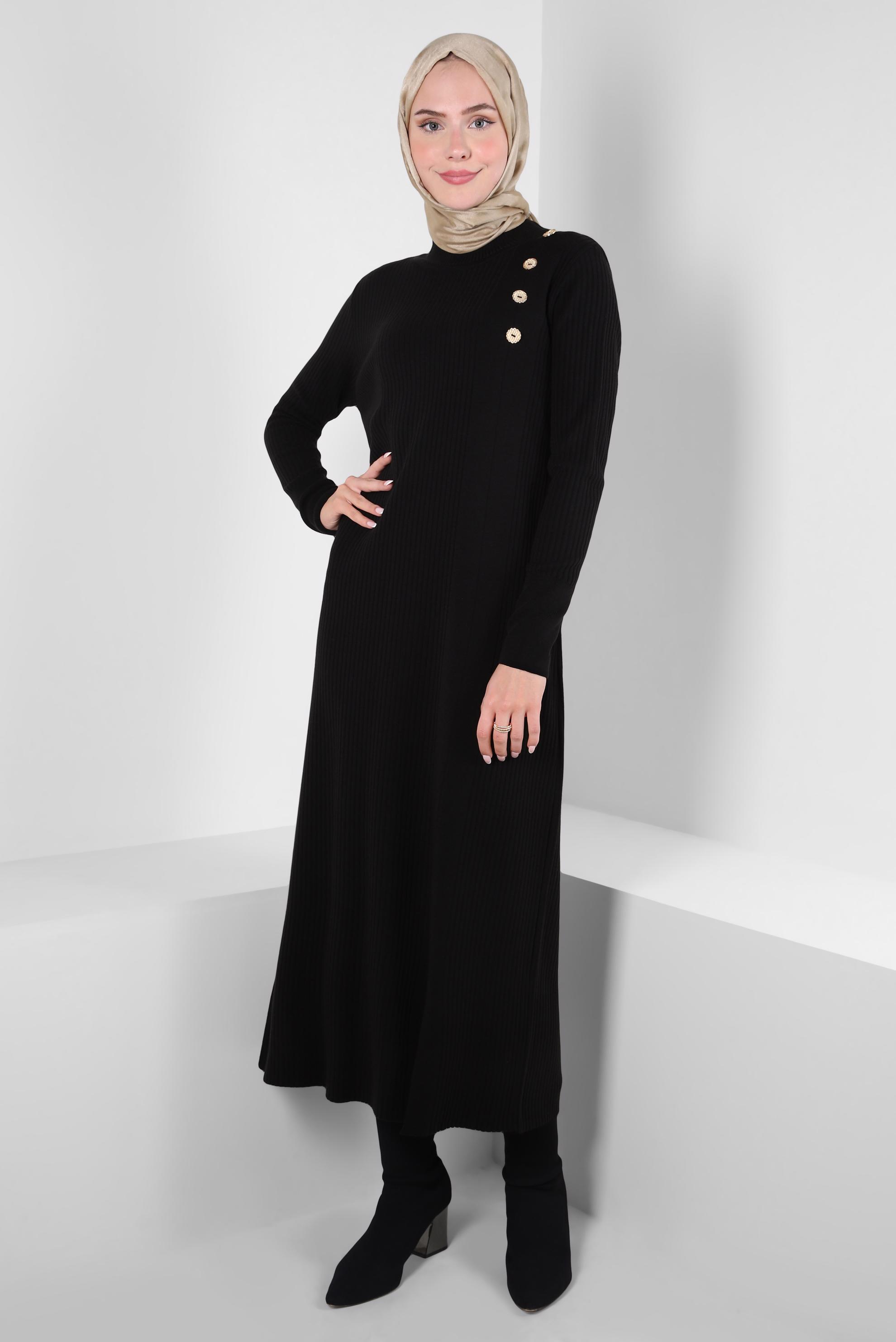 Tesettür giyim SİYAH DÜĞME DETAYLI TRİKO ELBİSE 44024