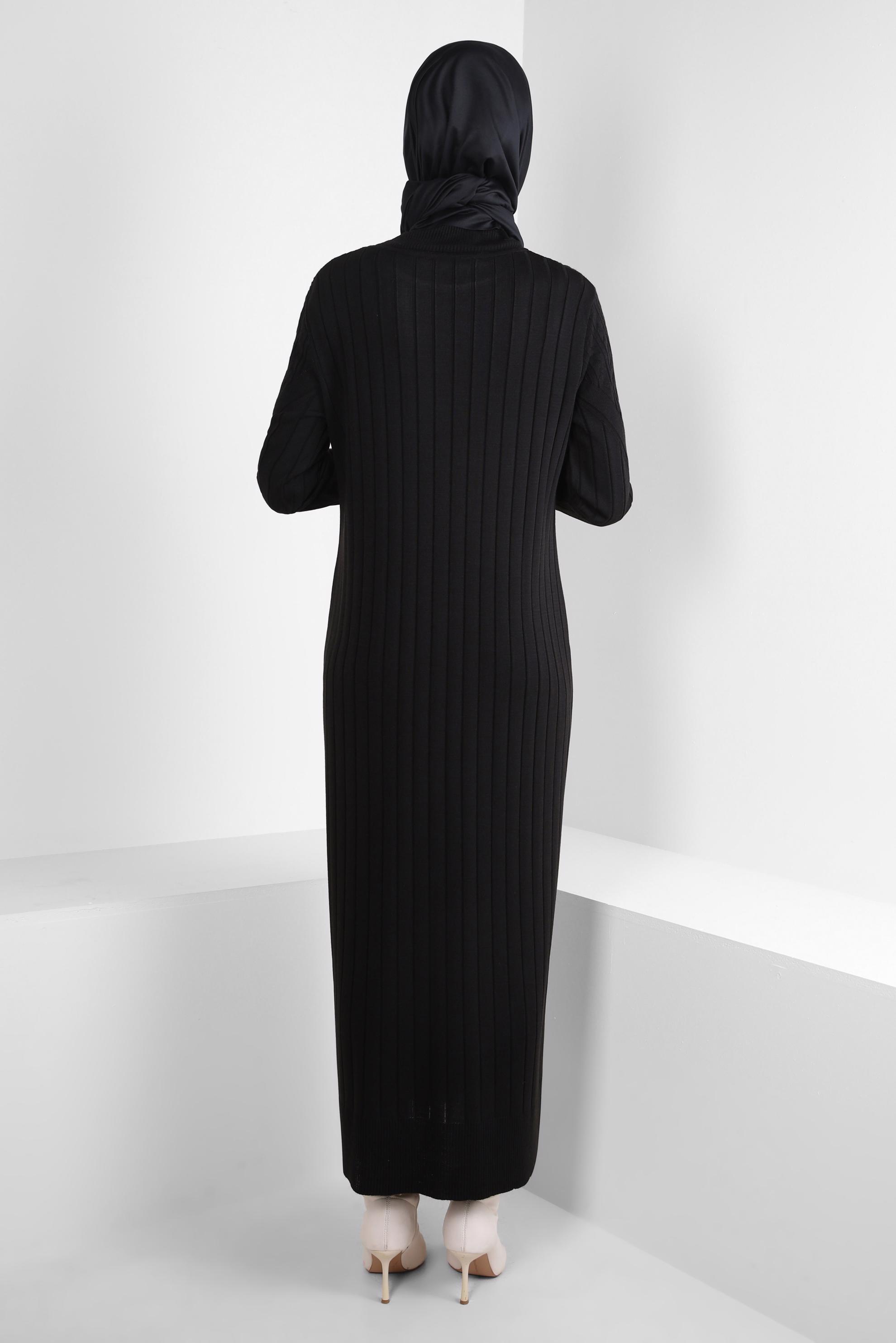 Tesettür giyim SİYAH BOĞAZLI YAKA TRİKO ELBİSE 44028