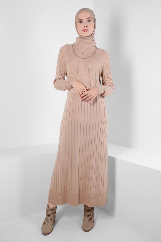Tesettür giyim BEJ BOĞAZLI YAKA TRİKO ELBİSE 44028 - ALVİNA