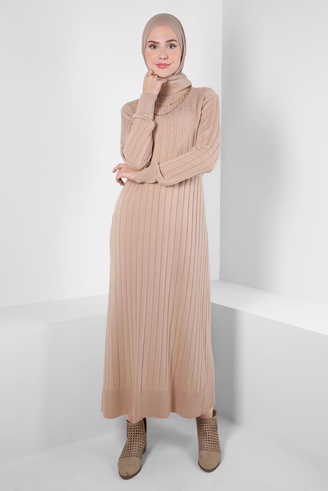 Tesettür giyim BEJ BOĞAZLI YAKA TRİKO ELBİSE 44028 - ALVİNA