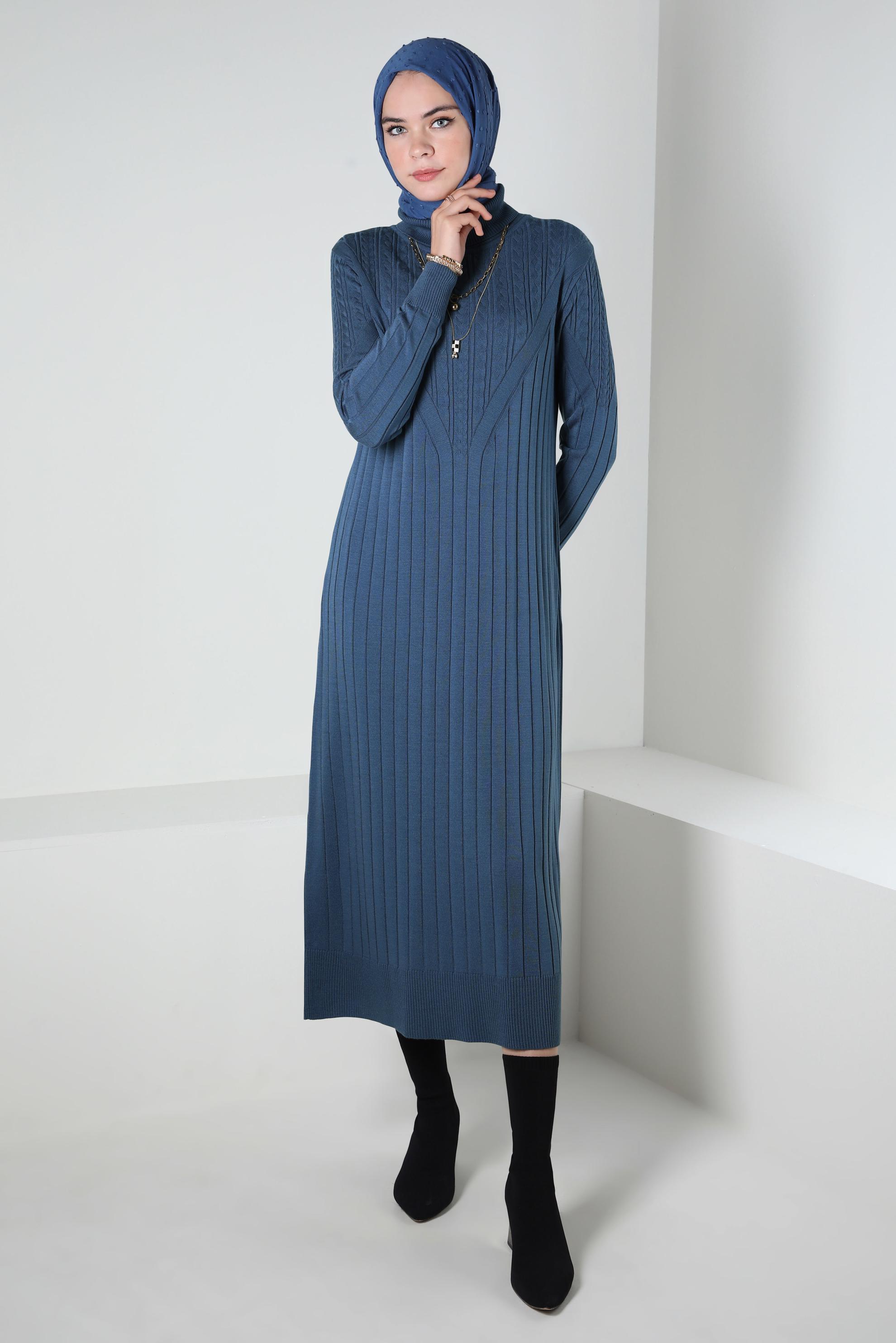 Tesettür giyim LACİVERT BOĞAZLI YAKA TRİKO ELBİSE 44028
