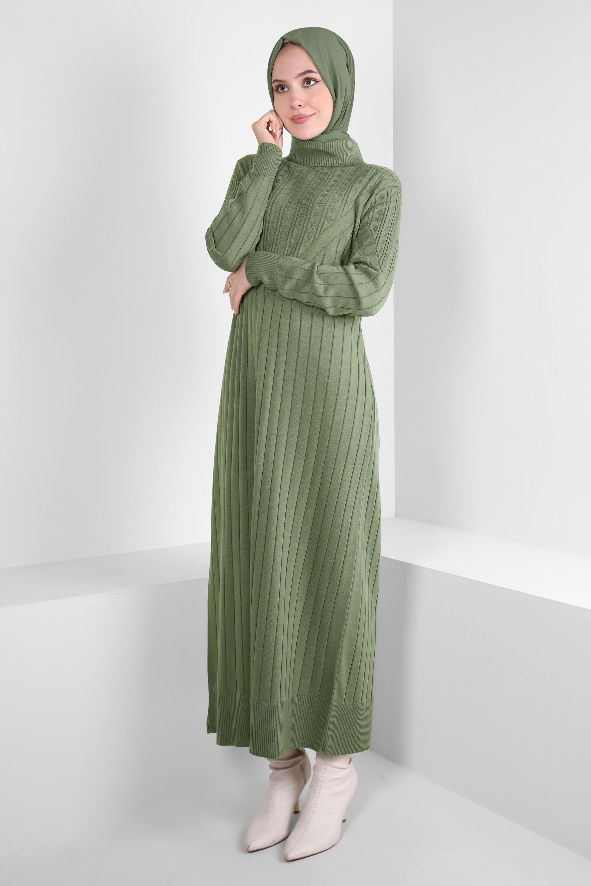 Tesettür giyim YEŞİL BOĞAZLI YAKA TRİKO ELBİSE 44028
