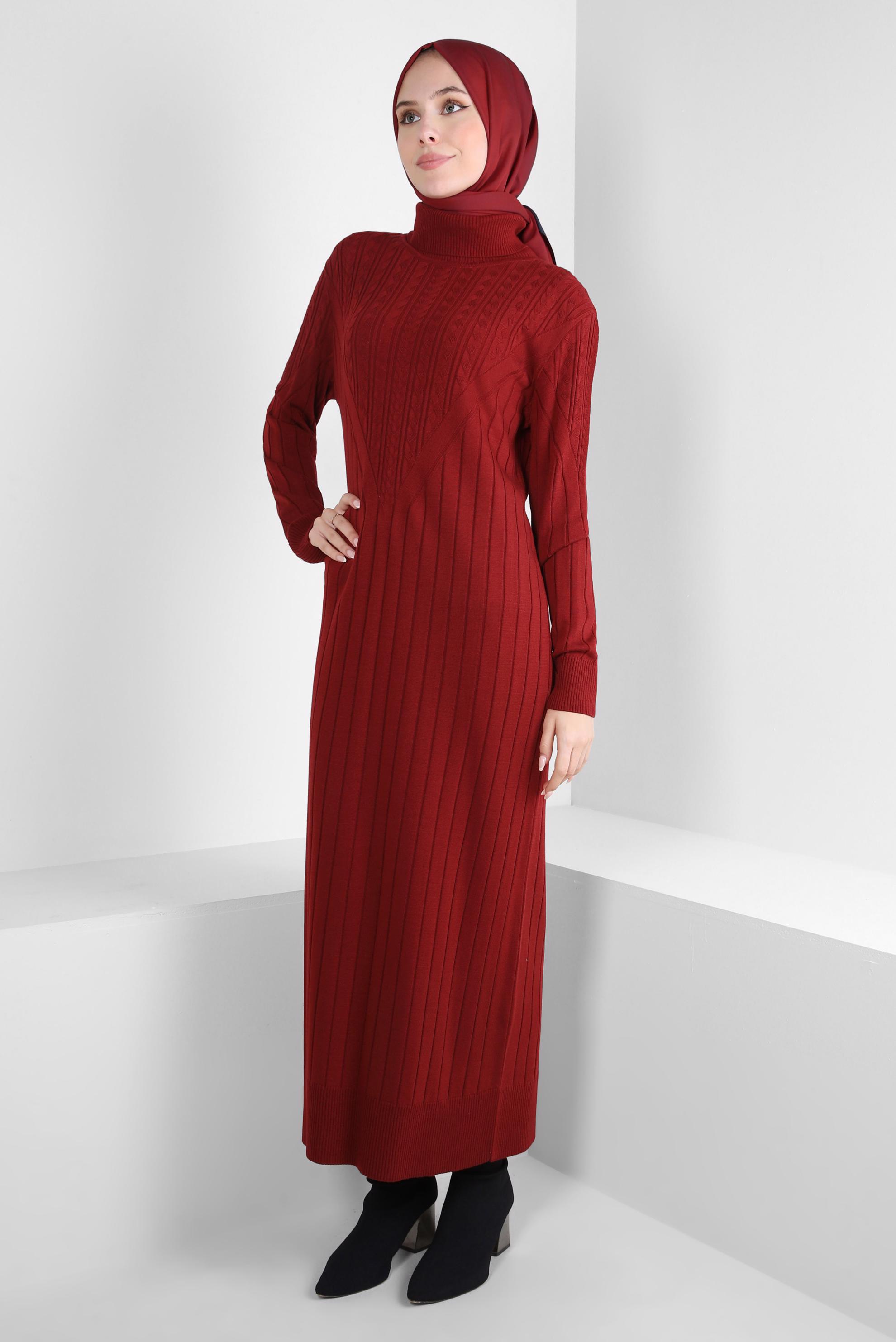 Tesettür giyim BORDO BOĞAZLI YAKA TRİKO ELBİSE 44028