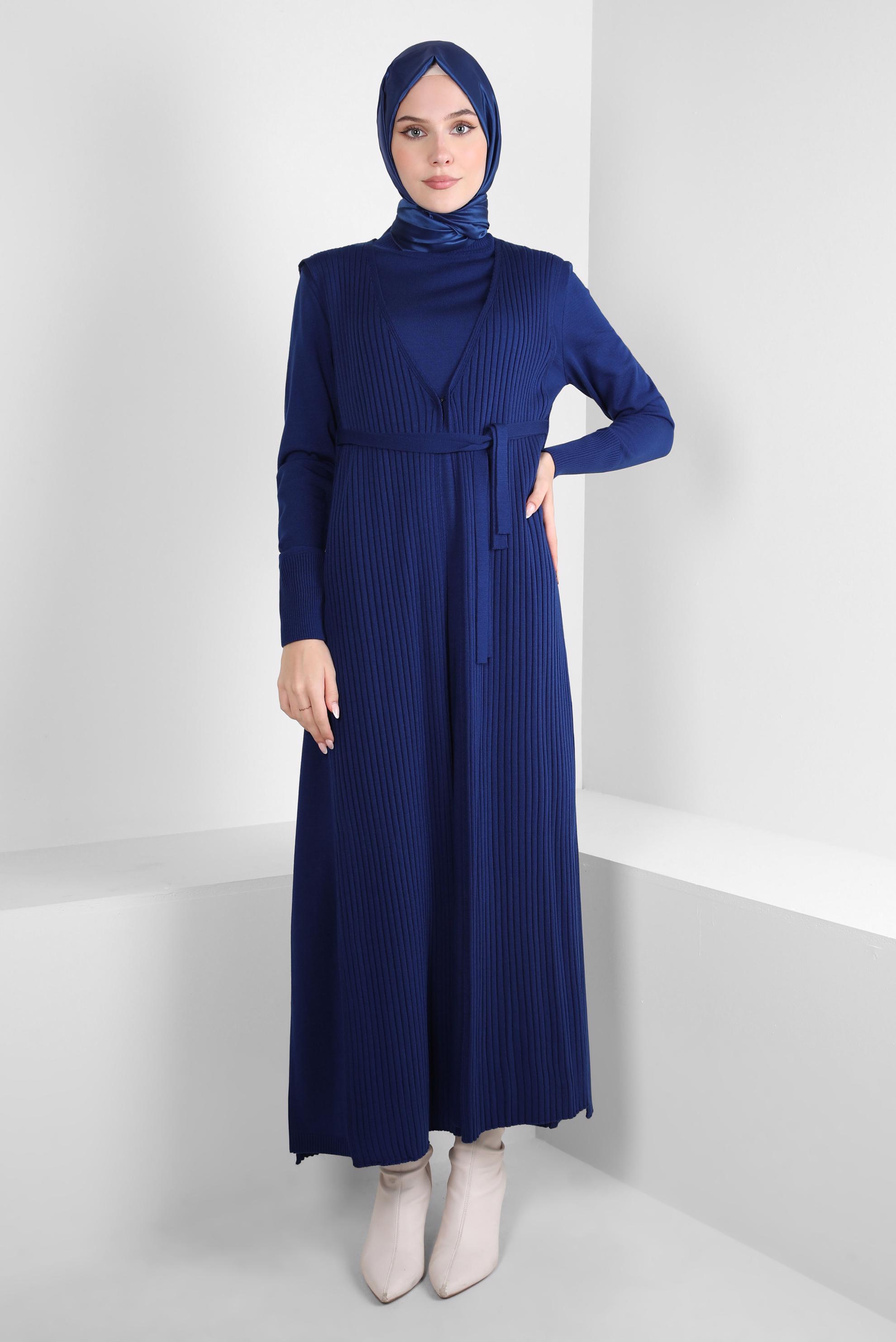 Vêtements hijab BLEU MARINE ROBE EN TRICOT CEINTURE AVEC GILET 44029