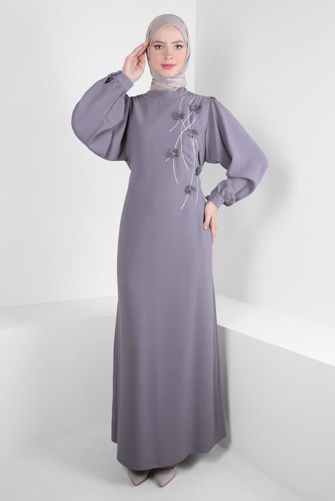 Tesettür giyim MOR ÇİÇEK DETAYLI KREP ELBİSE 44179 - ALVİNA