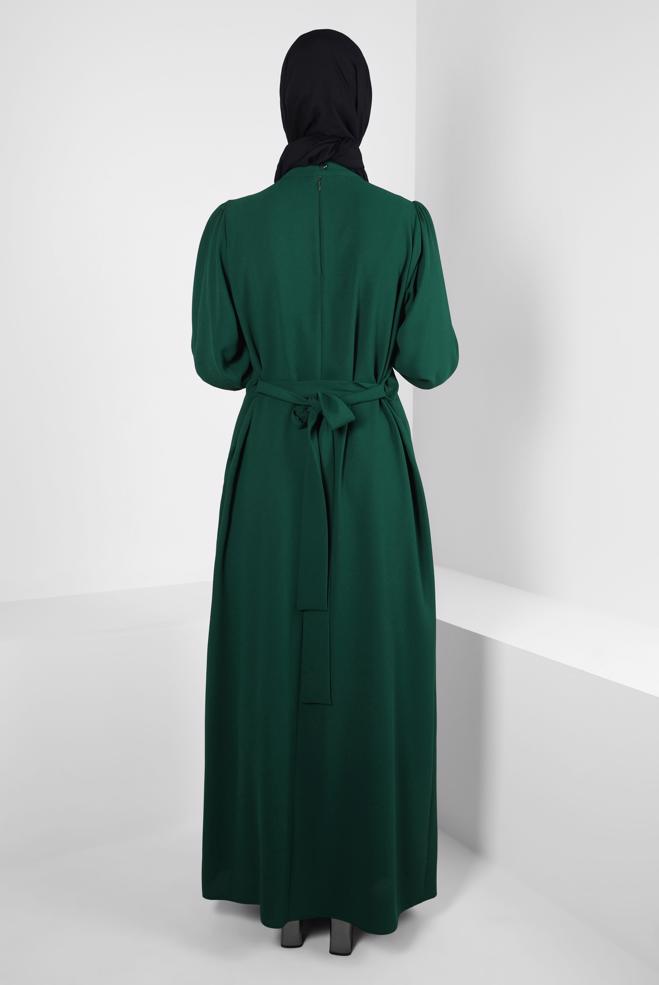 Tesettür giyim YEŞİL ÇİÇEK DETAYLI KREP ELBİSE 44179 - ALVİNA