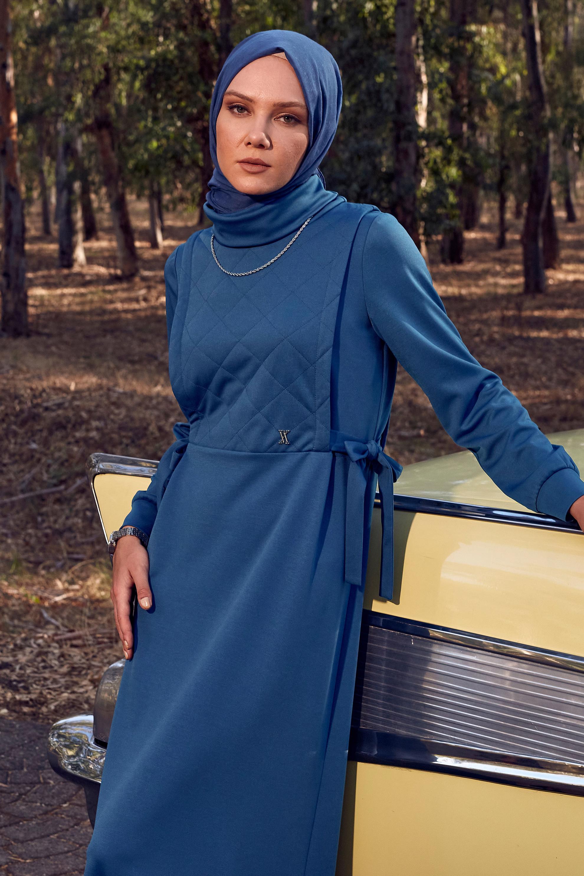 Hijab clothing NAVY BLUE LACING DETAIL DRESS 44197