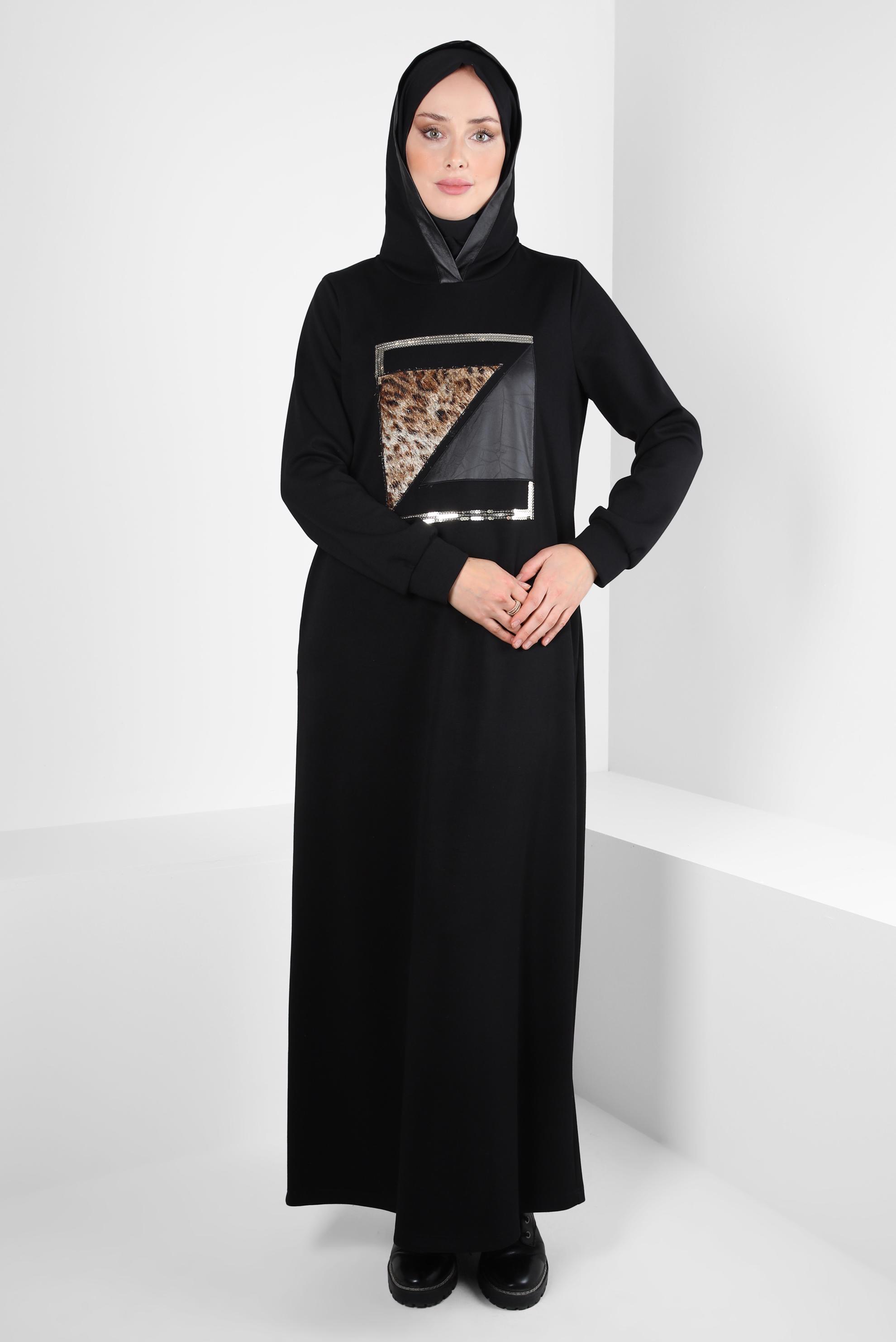 Tesettür giyim SİYAH BASKILI KAPÜŞONLU ELBİSE 44314