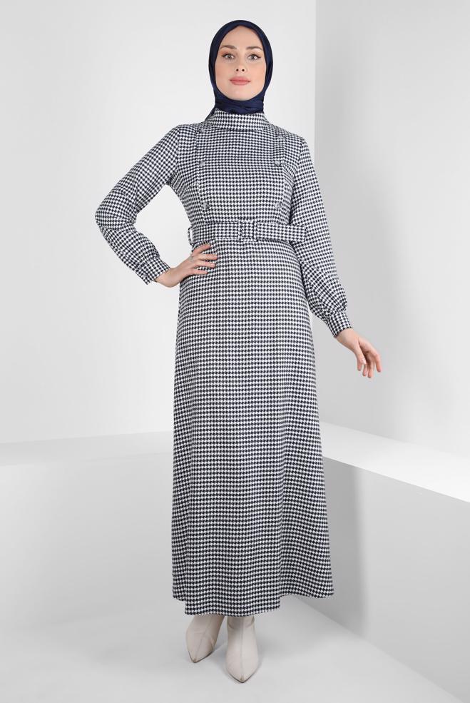 Tesettür giyim LACİVERT KAZAYAĞI DESENLİ KEMERLİ ELBİSE 44345 - ALVİNA