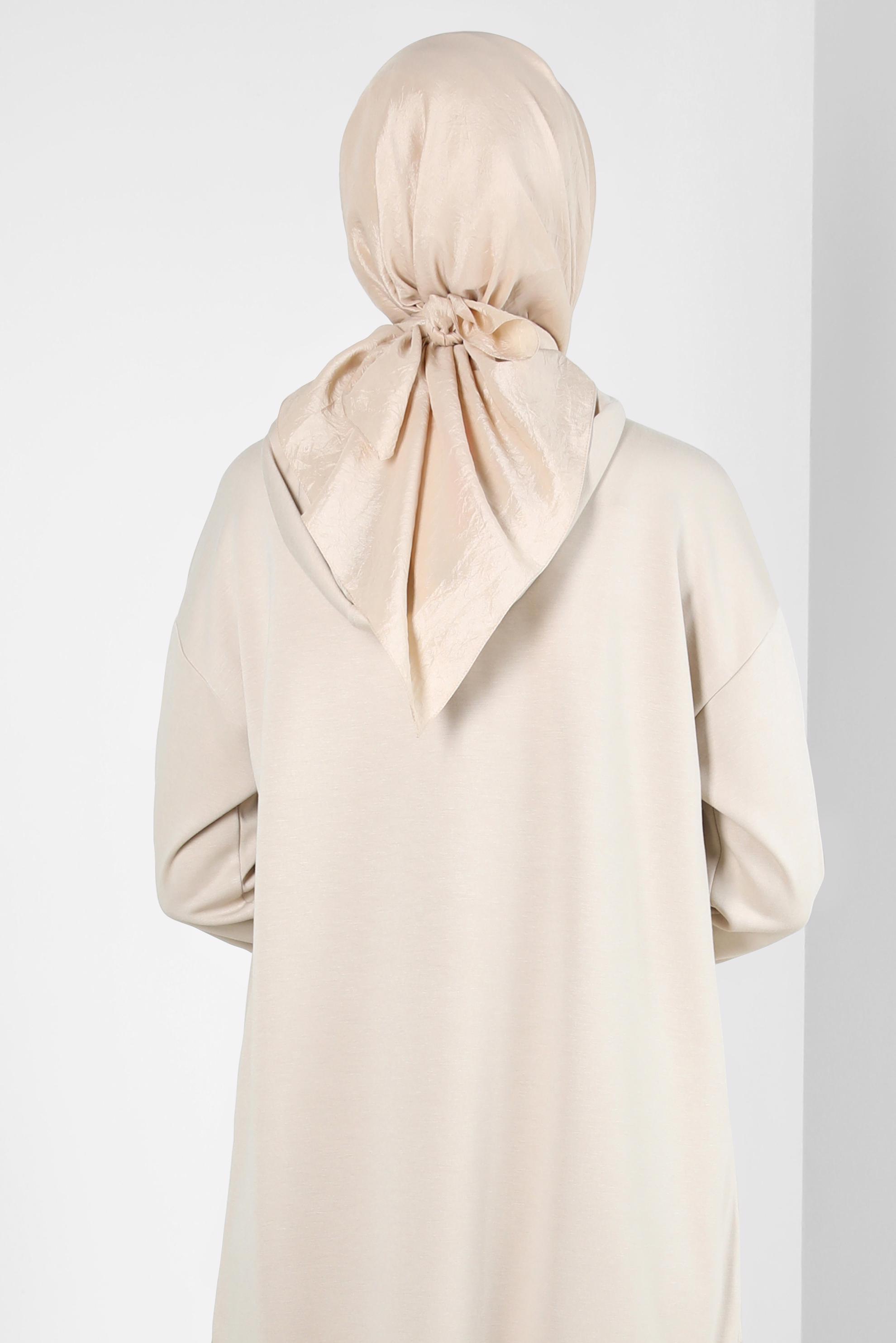 Tesettür giyim BEJ ALVİNA KRAŞ EŞARP 8305