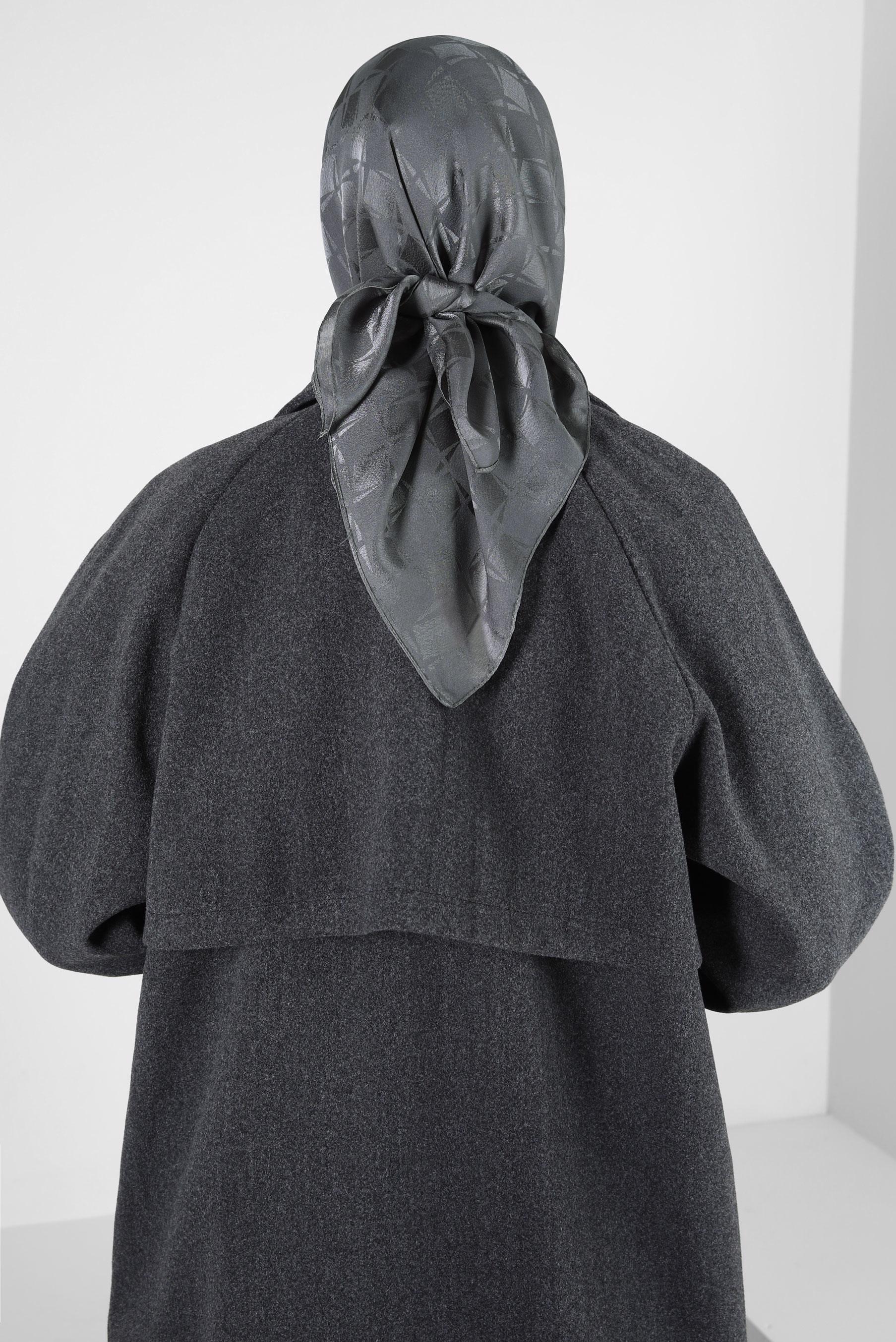 Tesettür giyim GRİ ALVİNA JAKARLI EŞARP 8308