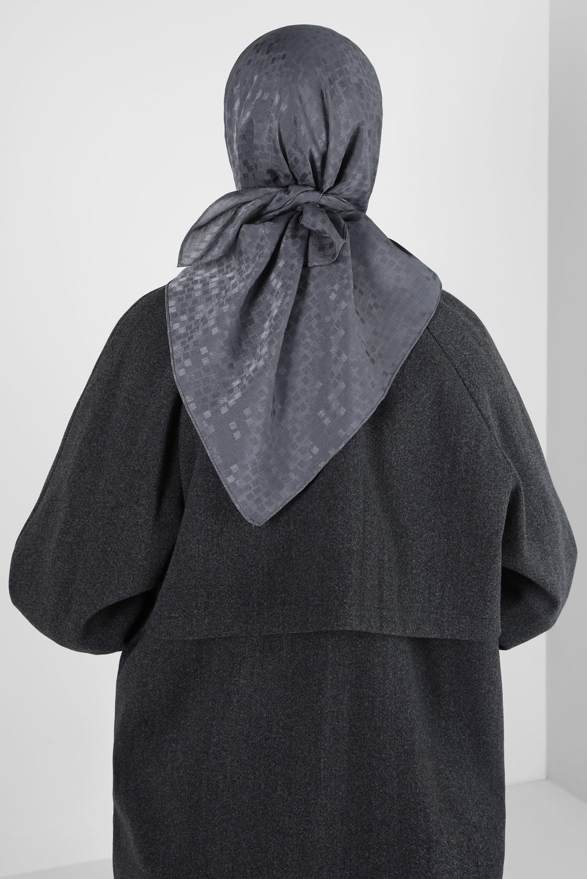 Tesettür giyim GRİ ALVİNA JAKARLI EŞARP 8309