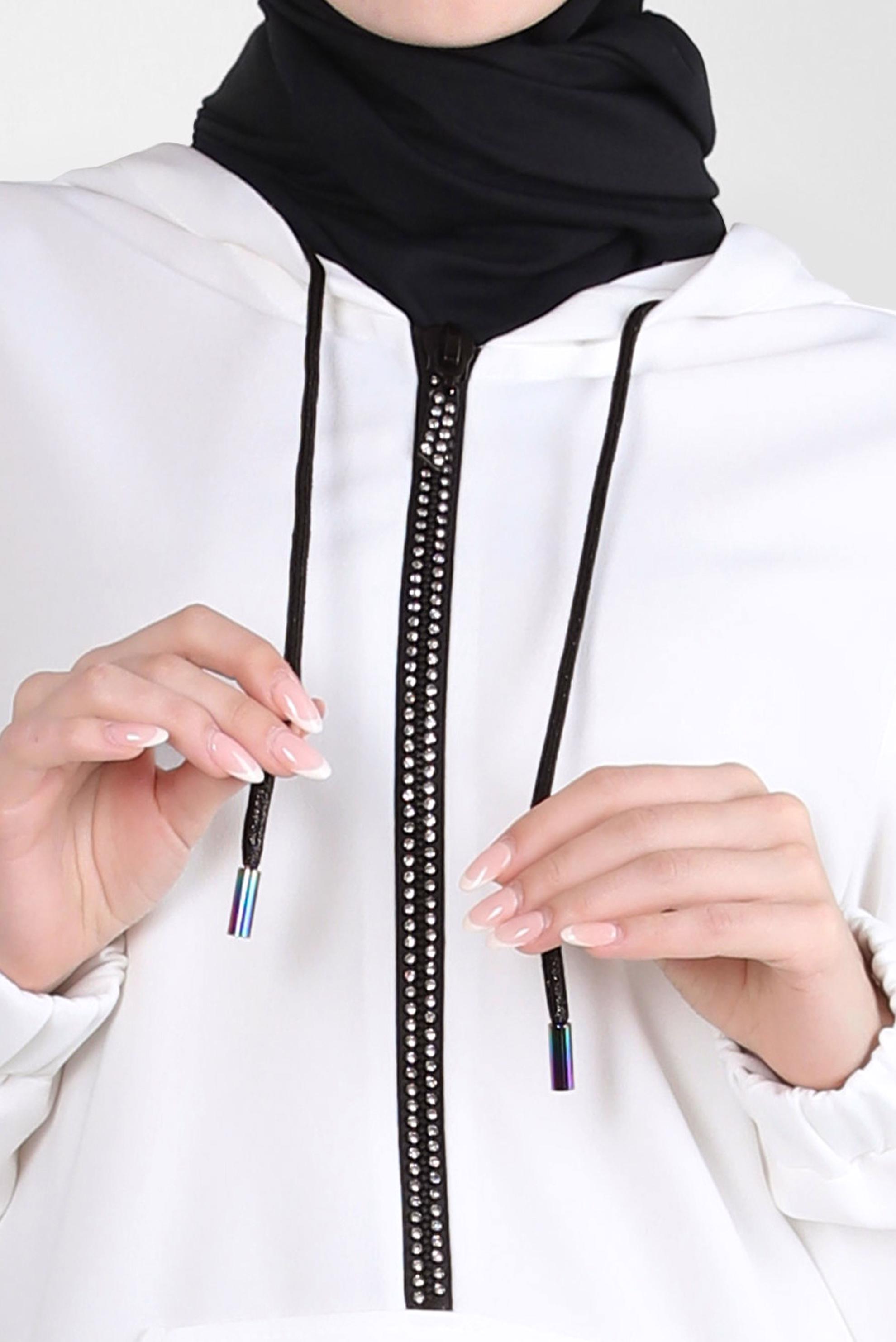 Tesettür giyim BEYAZ KAPÜŞONLU EŞOFMAN TUNİK 44121