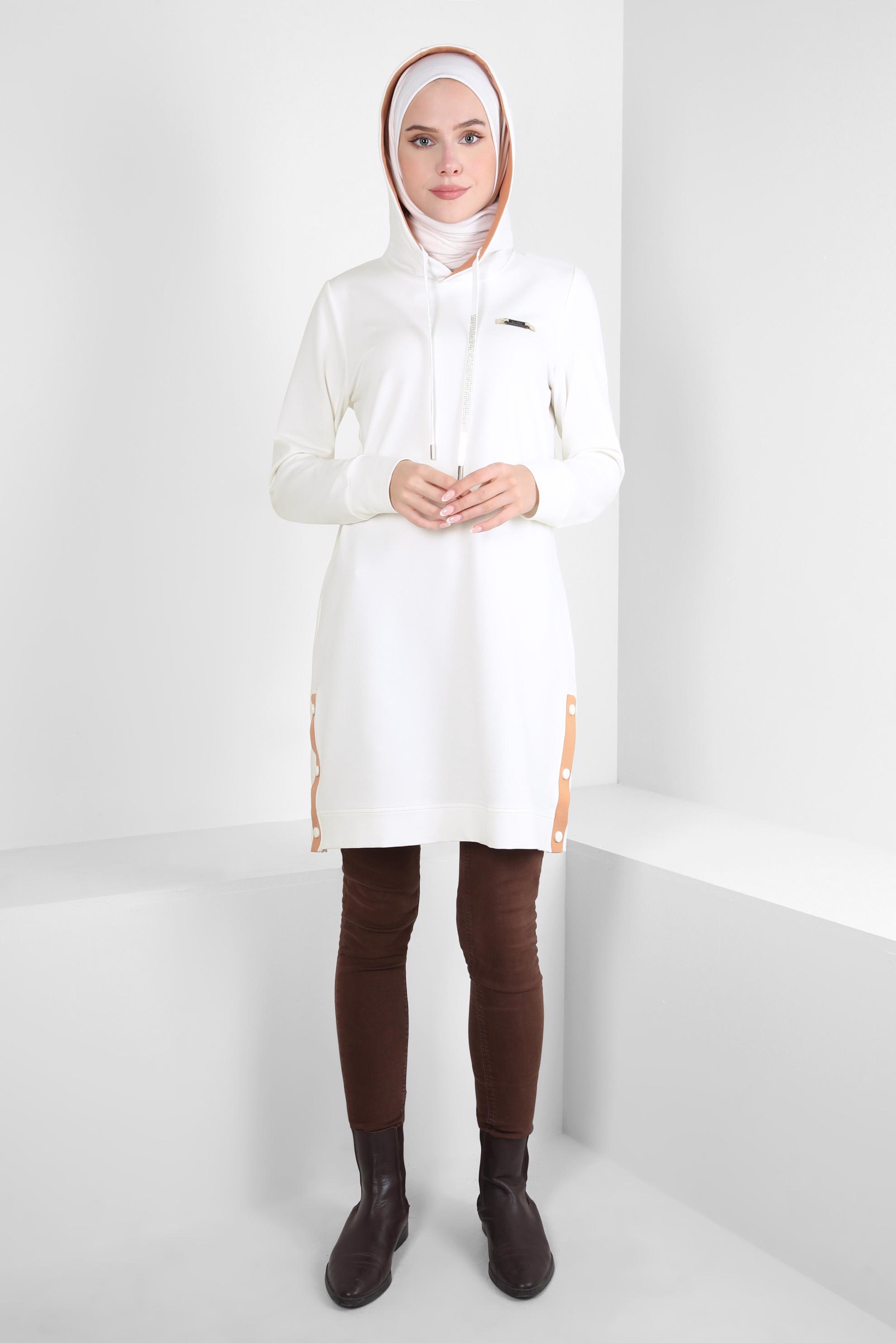 Tesettür giyim BEYAZ KAPÜŞONLU EŞOFMAN TUNİK 44125