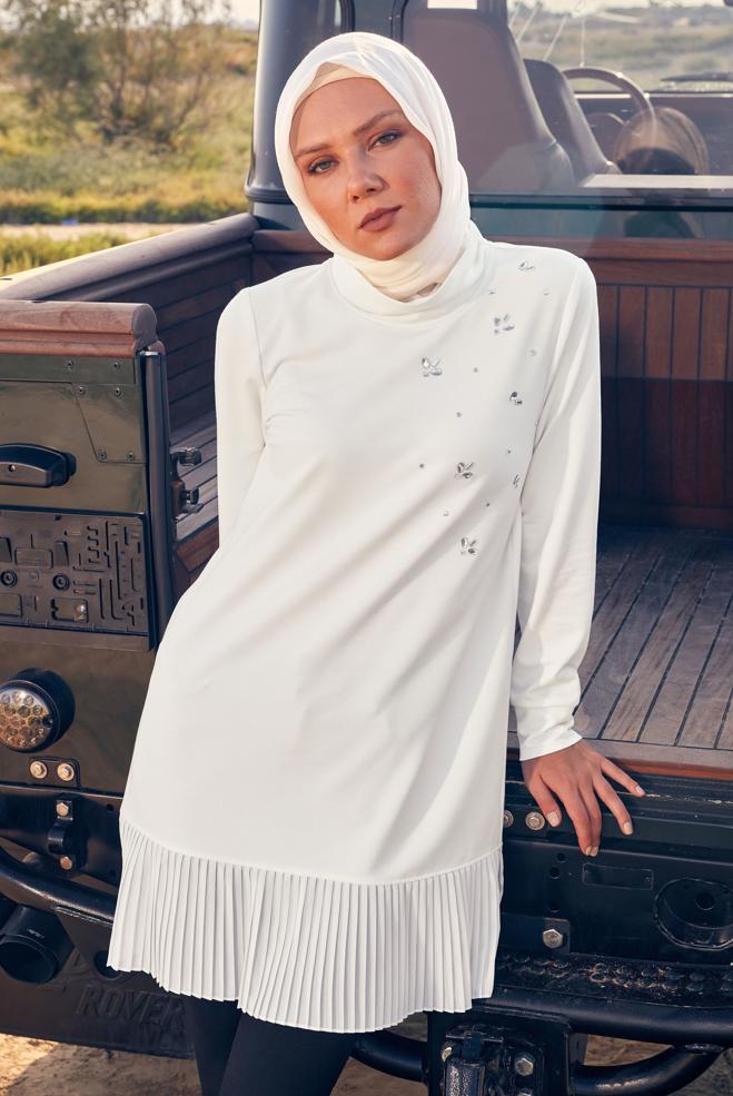 Tesettür giyim BEYAZ TÜL DETAYLI EŞOFMAN TUNİK 44183 - ALVİNA