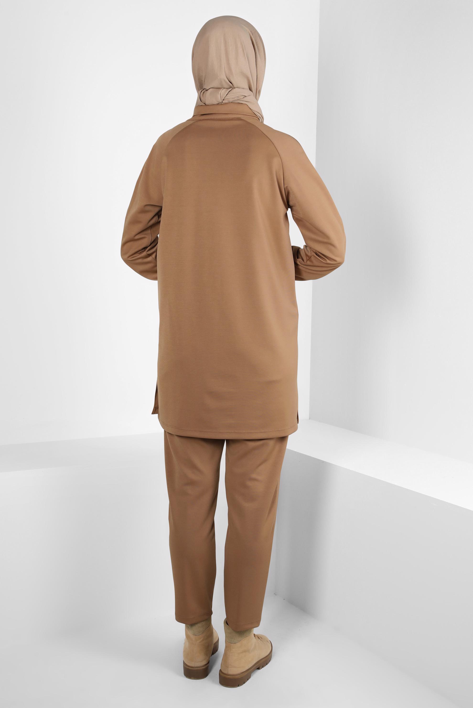 Tesettür giyim KAHVE KAPİTONE DETAYLI PANTOLONLU TAKIM 44186