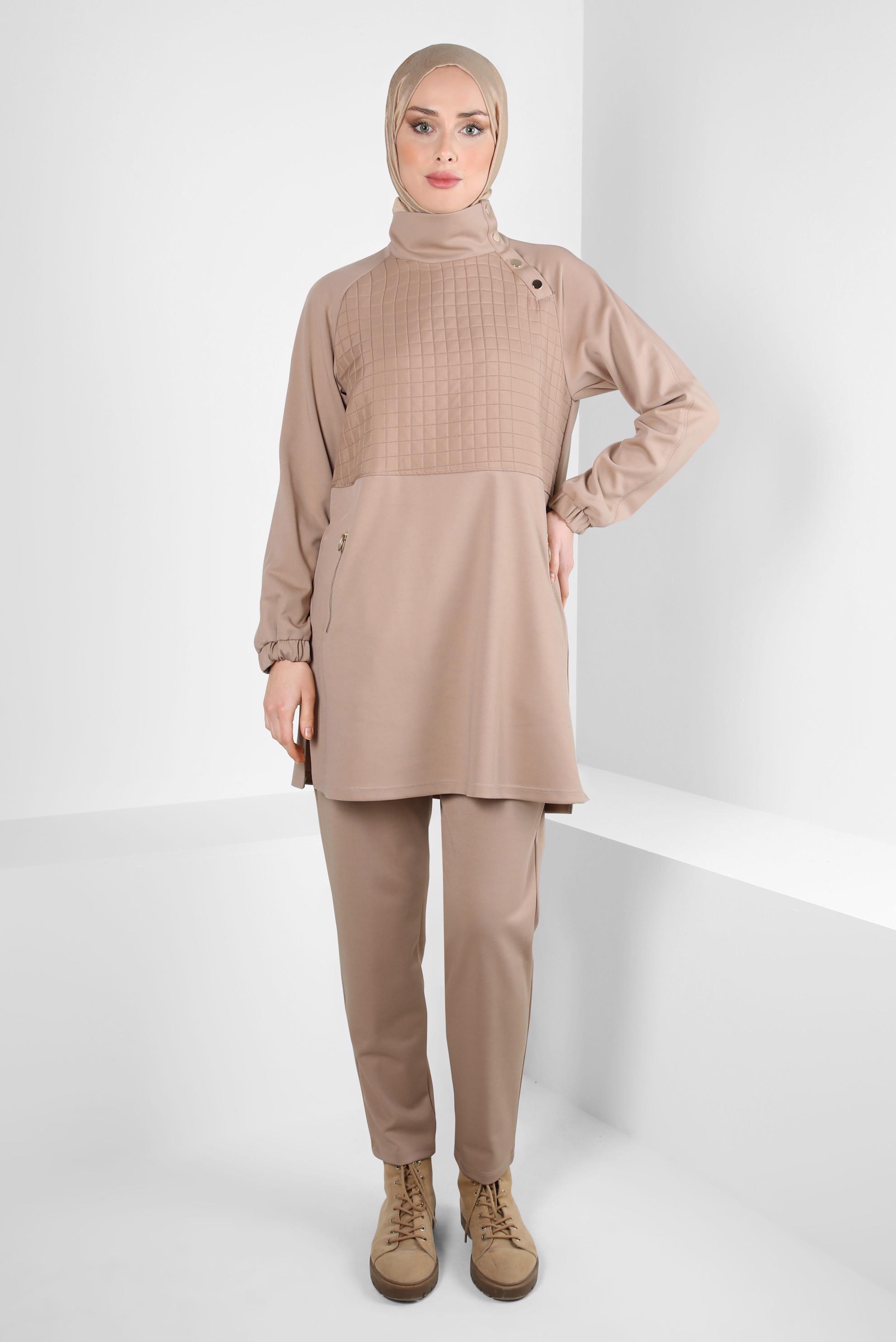 Tesettür giyim BEJ KAPİTONE DETAYLI PANTOLONLU TAKIM 44186