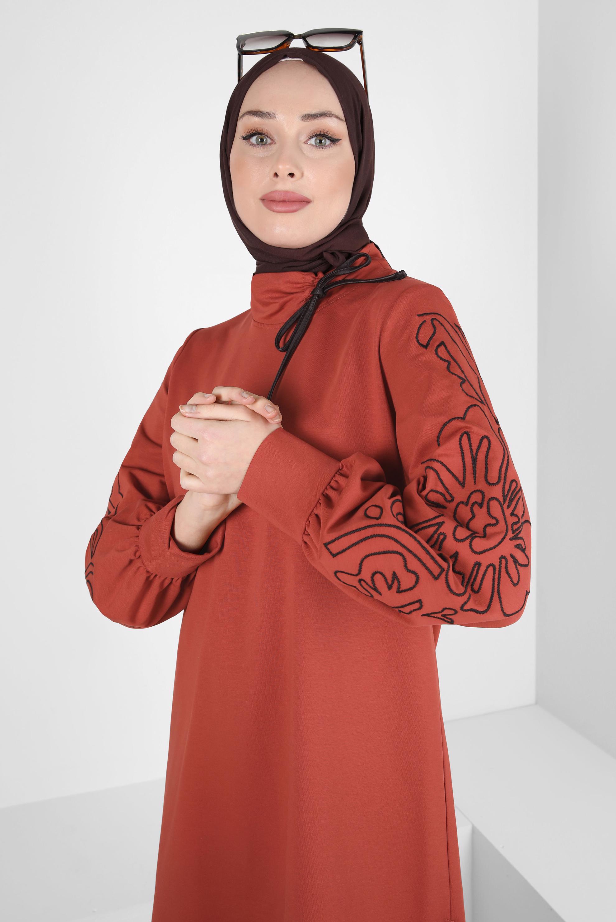Tesettür giyim TURUNCU DESENLİ EŞOFMAN TUNİK 44237
