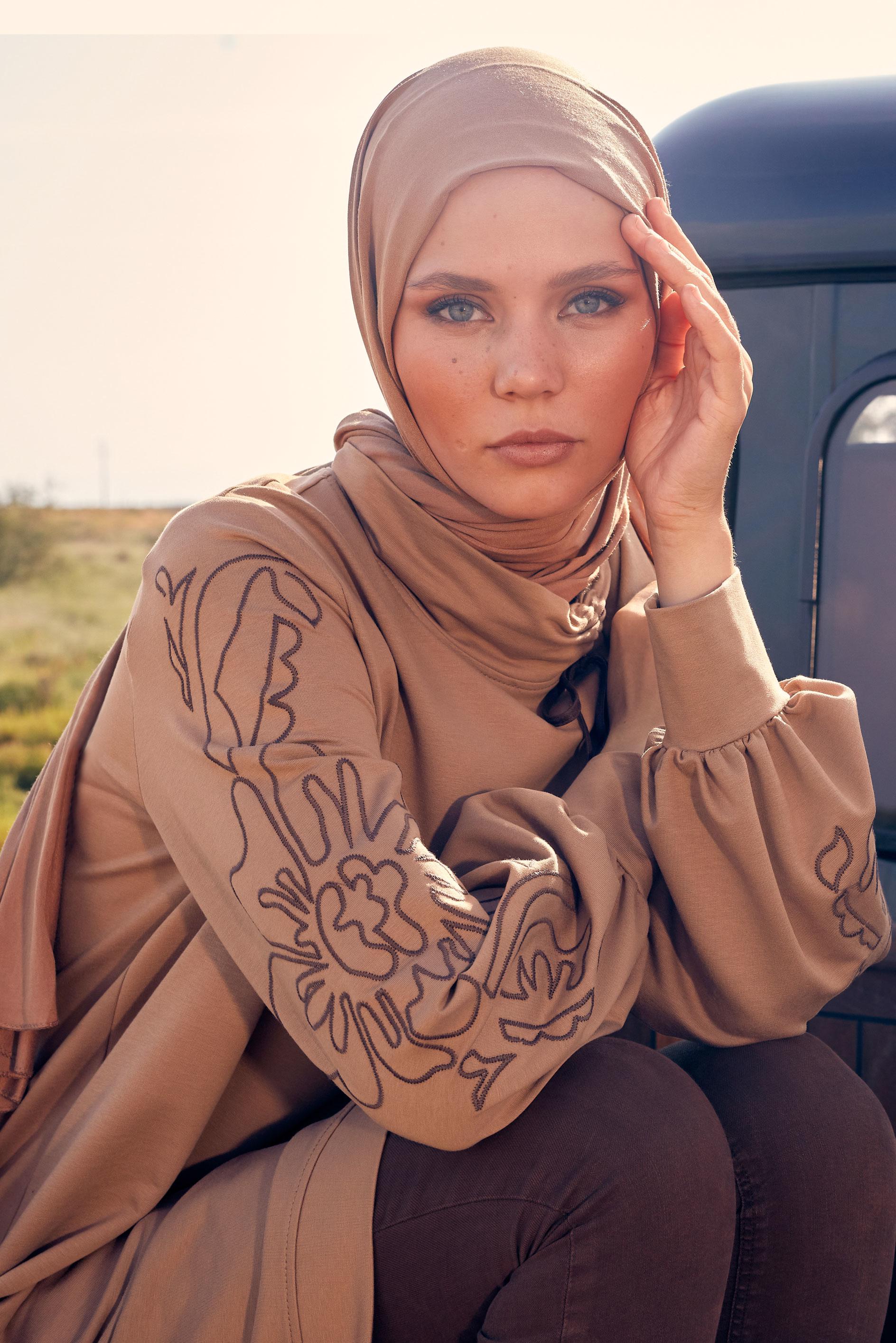 Tesettür giyim VİZON DESENLİ EŞOFMAN TUNİK 44237