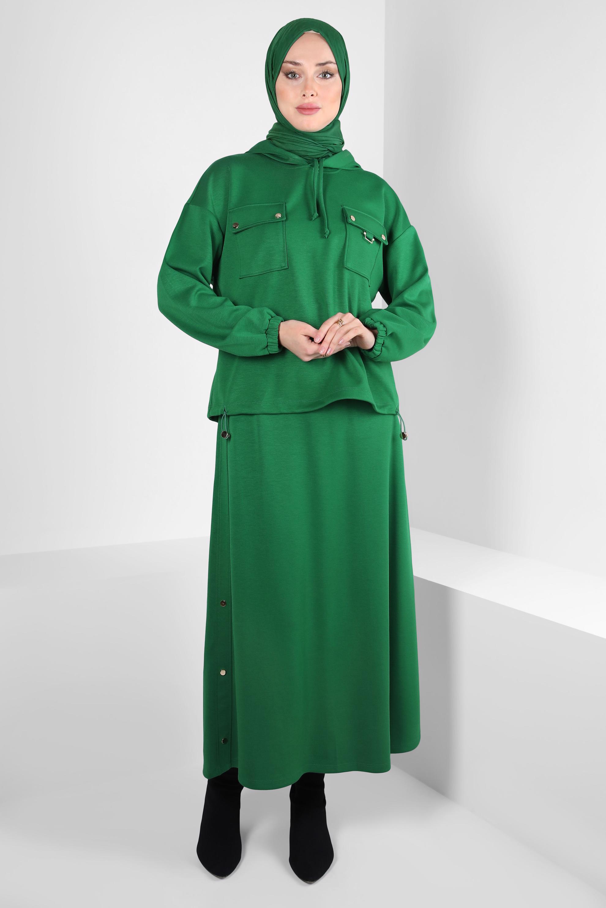 Vêtements hijab VERT ENSEMBLE DE SURVÊTEMENT À JUPE 44240