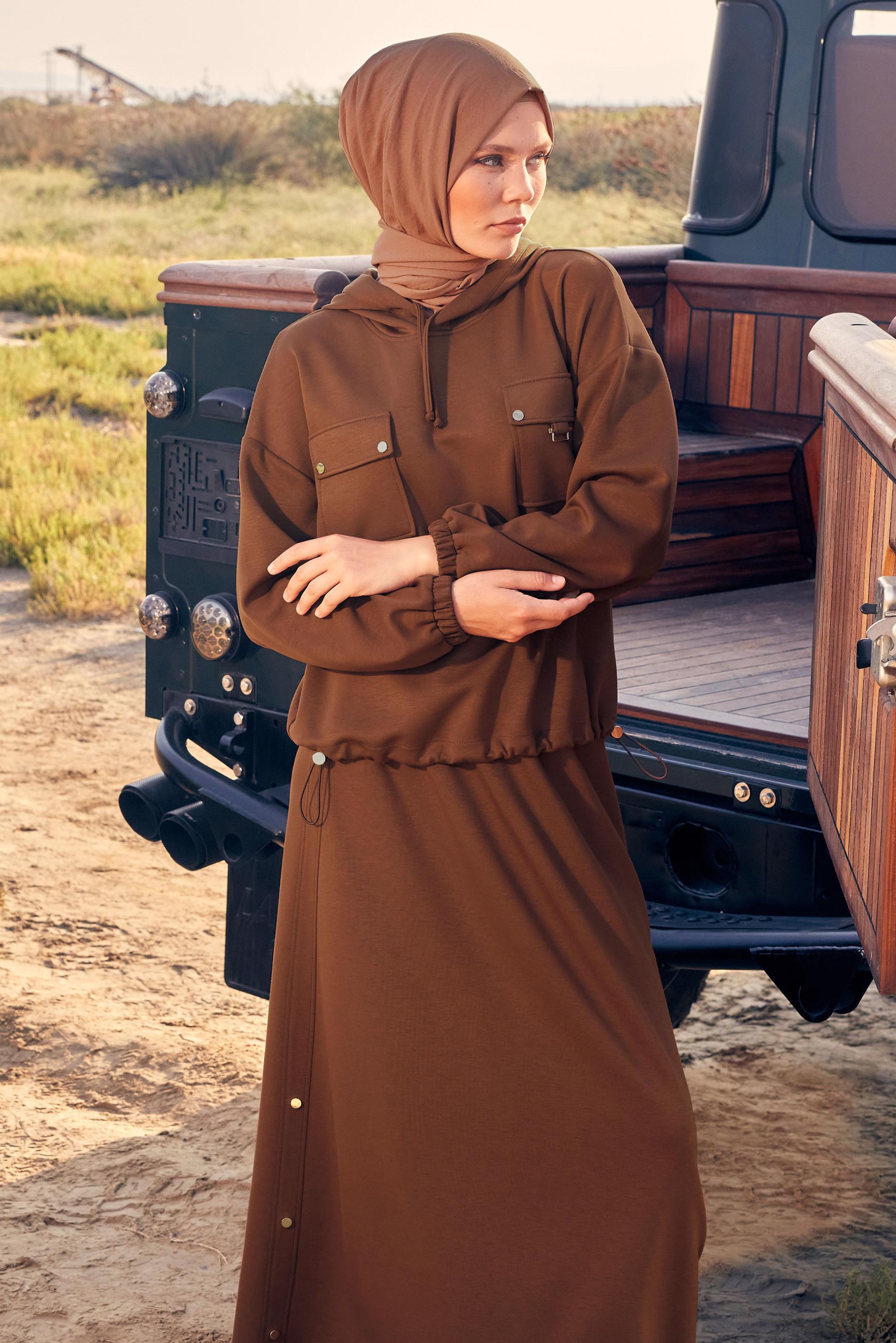 Tesettür giyim KAHVE ETEKLİ EŞOFMAN TAKIM 44240