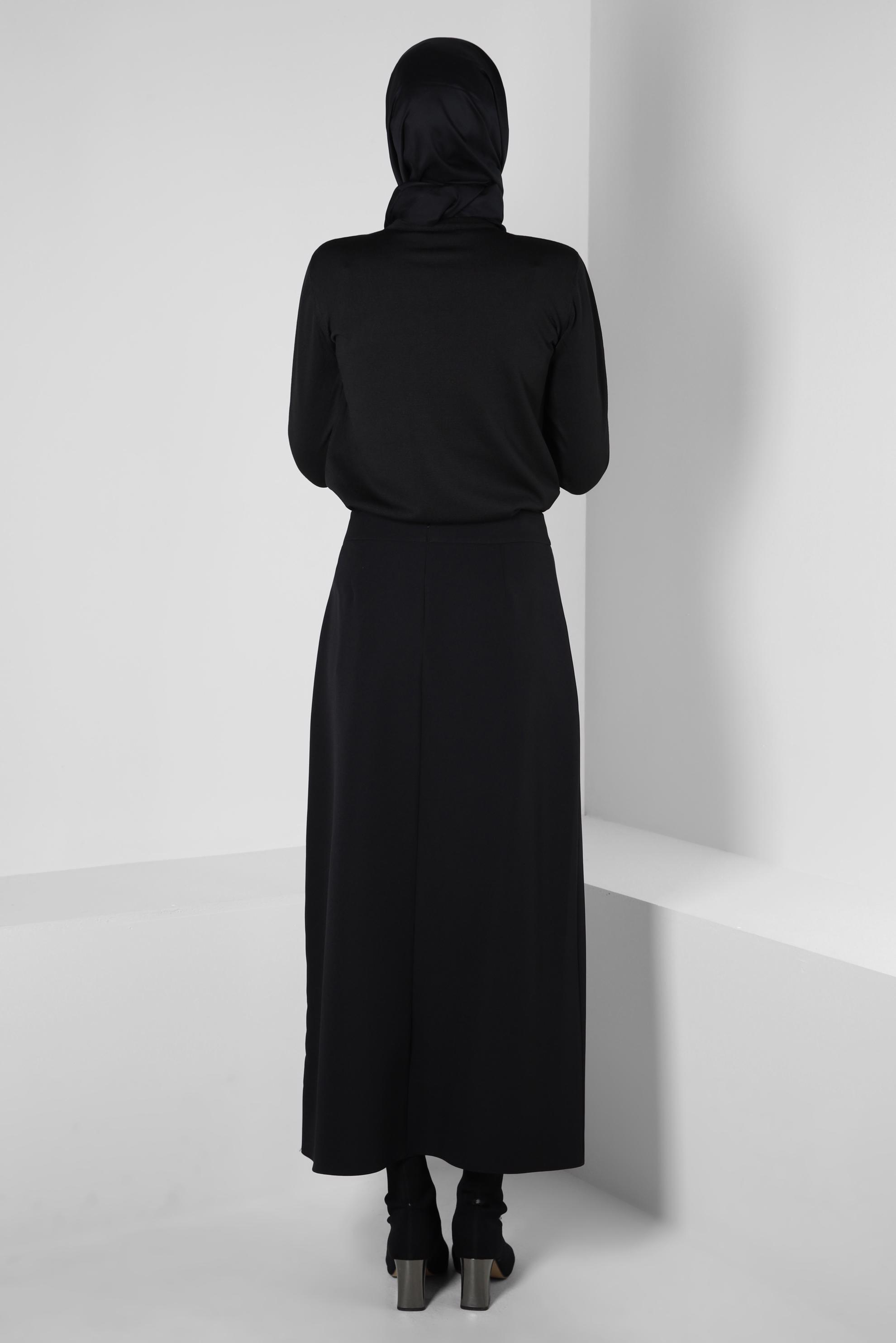 Tesettür giyim SİYAH ZİNCİR DETAYLI ETEK 60501