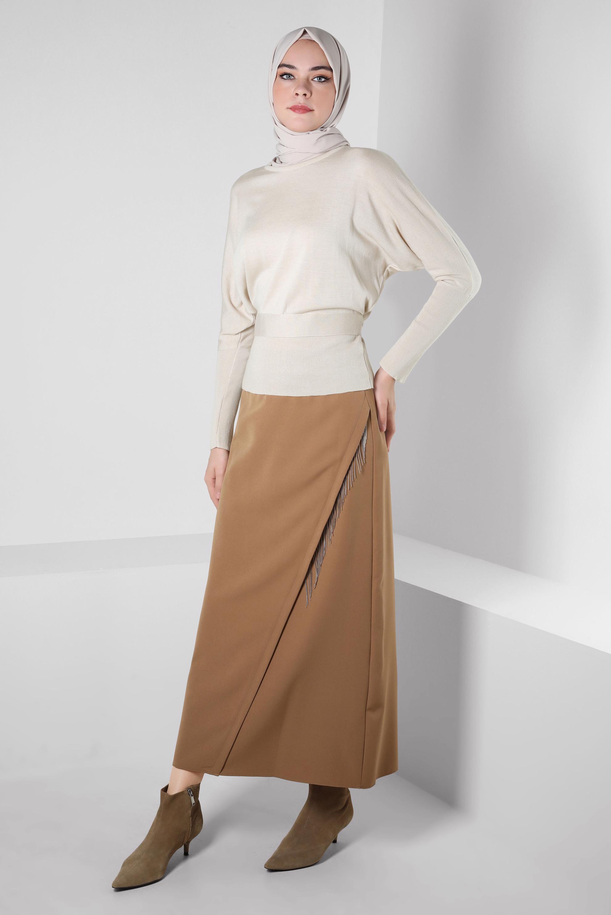 Tesettür giyim BEJ ZİNCİR DETAYLI ETEK 60501