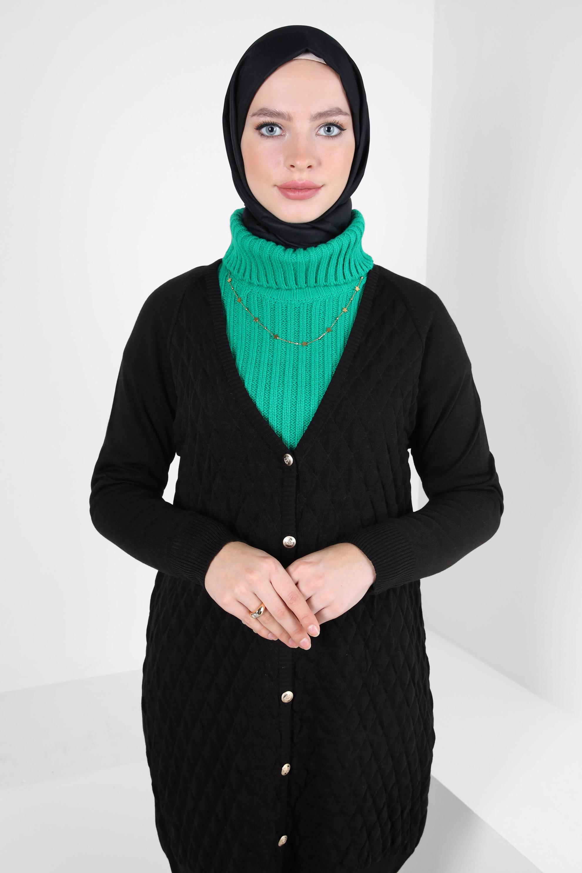 Tesettür giyim SİYAH KAPİTONE DESENLİ TRİKO HIRKA 44079