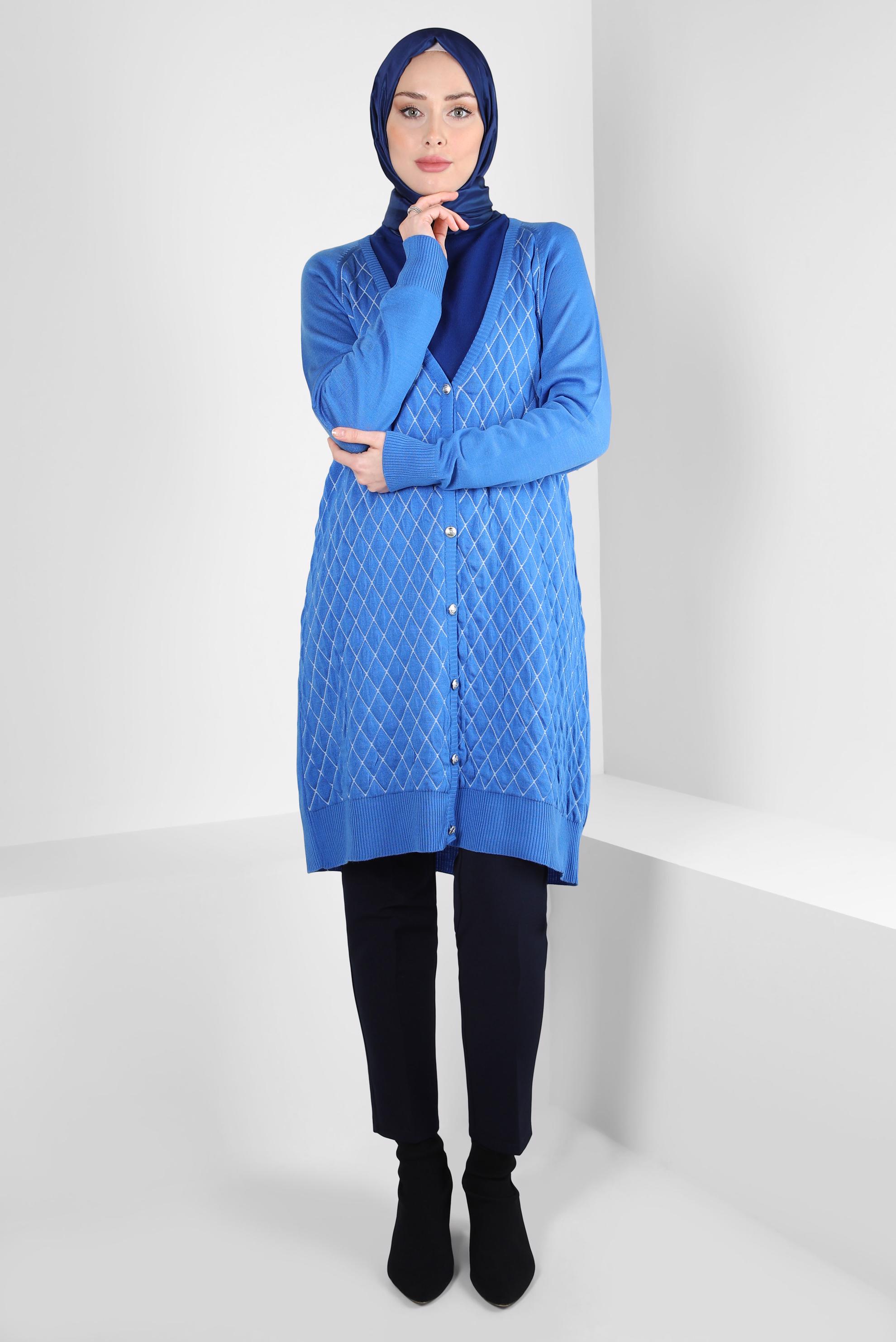 Tesettür giyim MAVİ KAPİTONE DESENLİ TRİKO HIRKA 44079